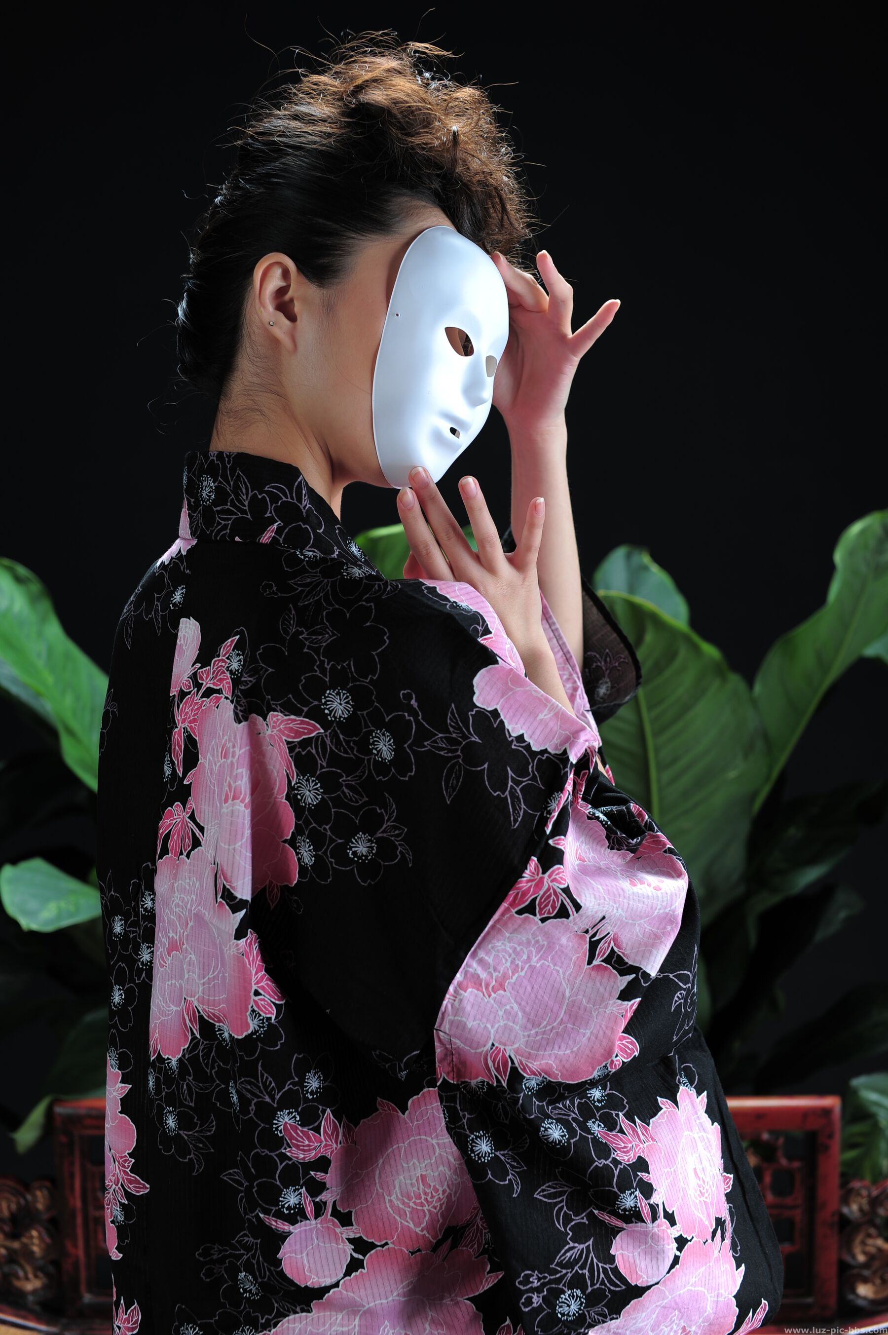 国模林夕人体私拍套图 | Page 3