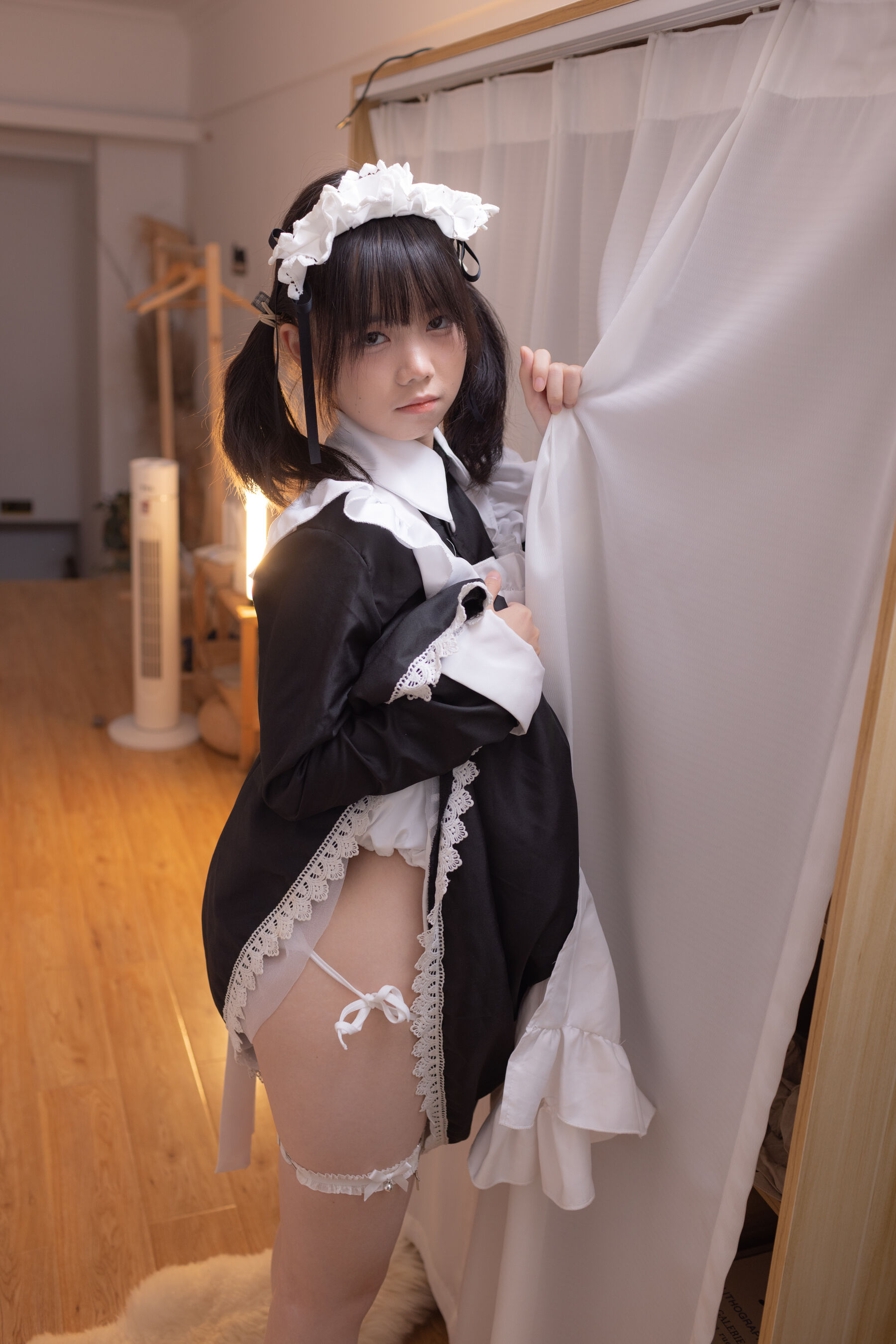 小鱼《女仆》 | Page 2