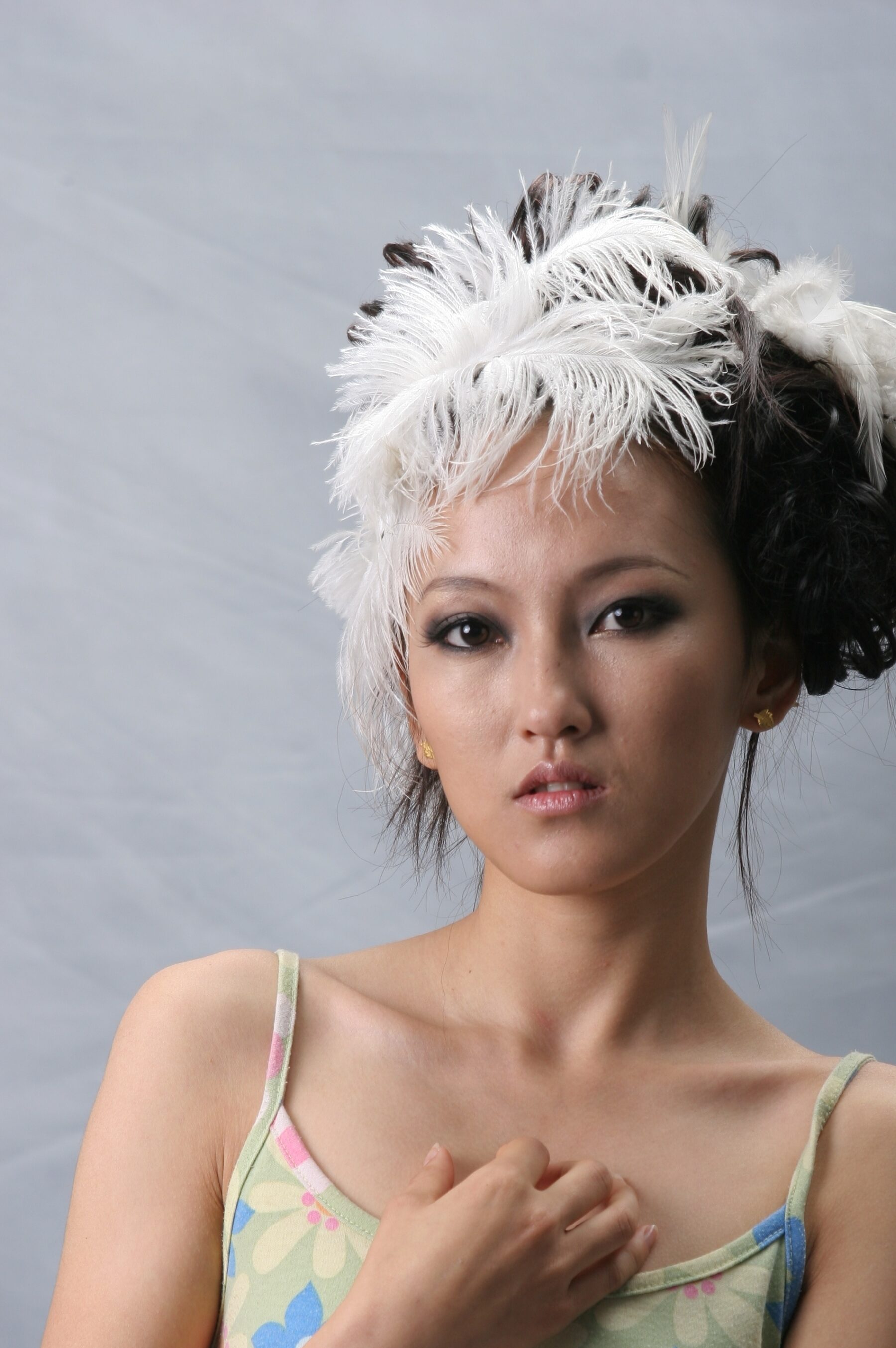 国模小薇人体私拍套图 | Page 3