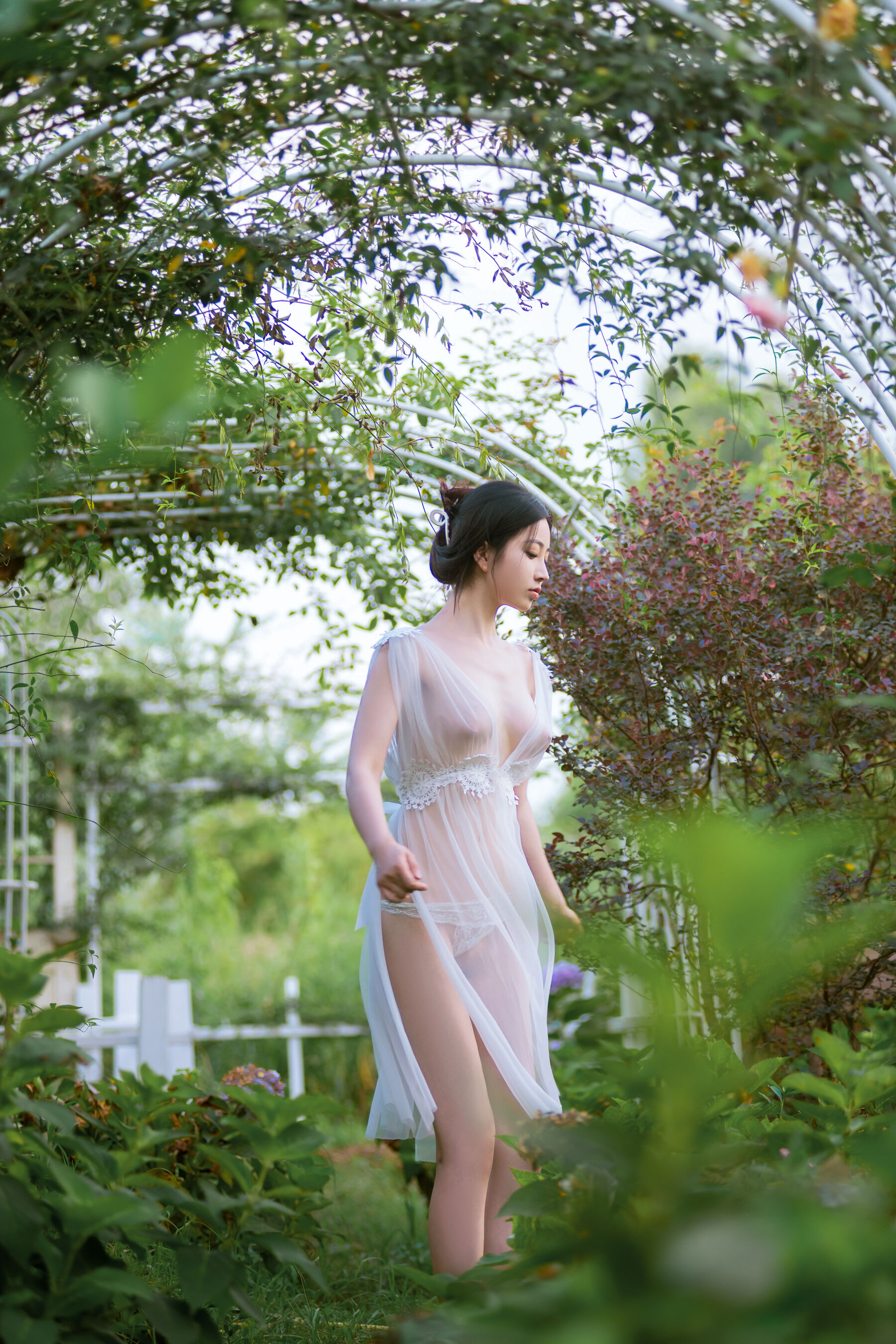 年年《神明之女》