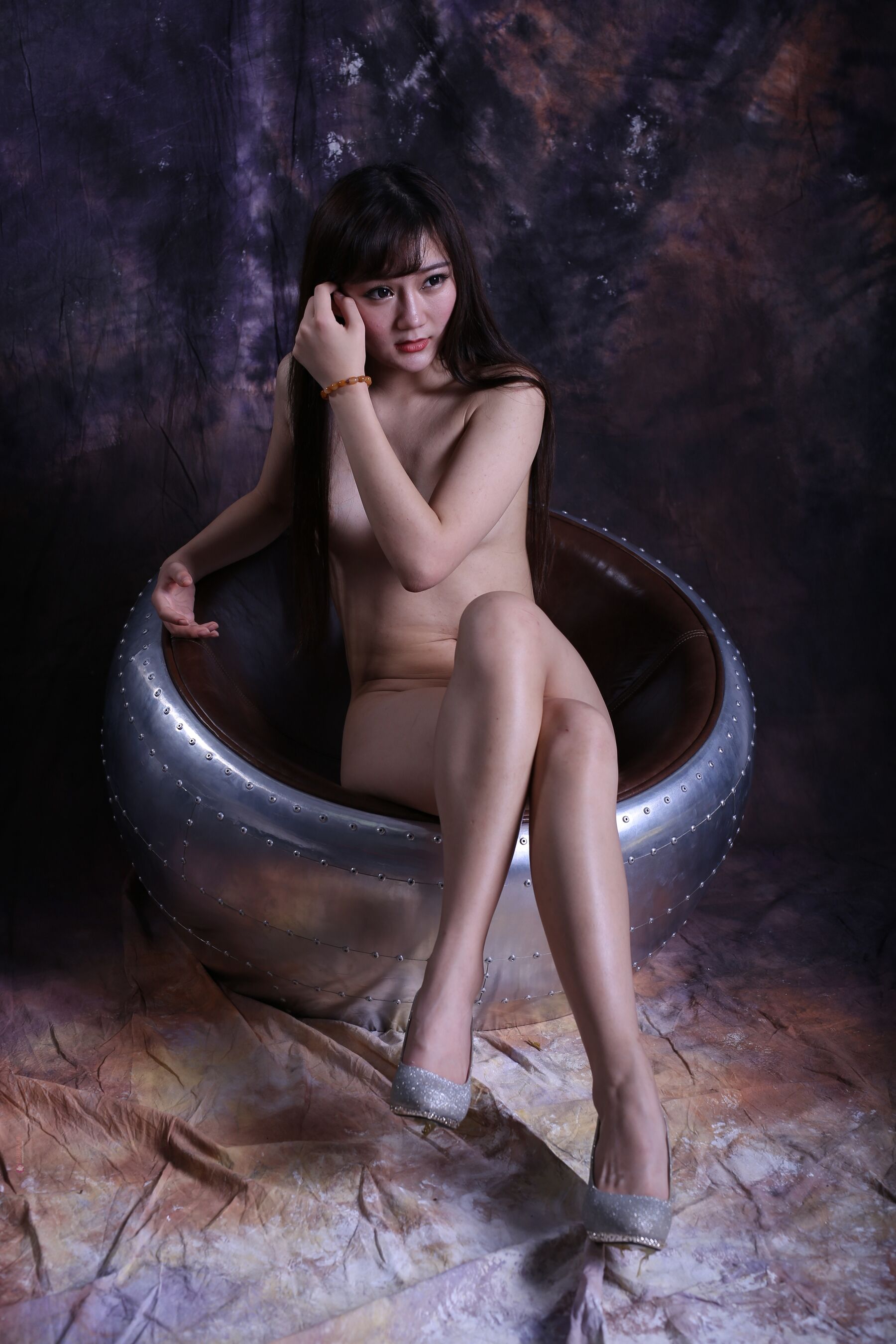 国模思琪人体私拍套图 | Page 4