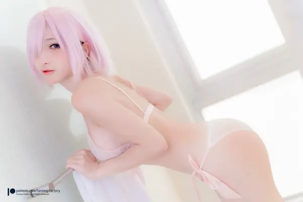 小丁Ding《マシュ・キリエライト》