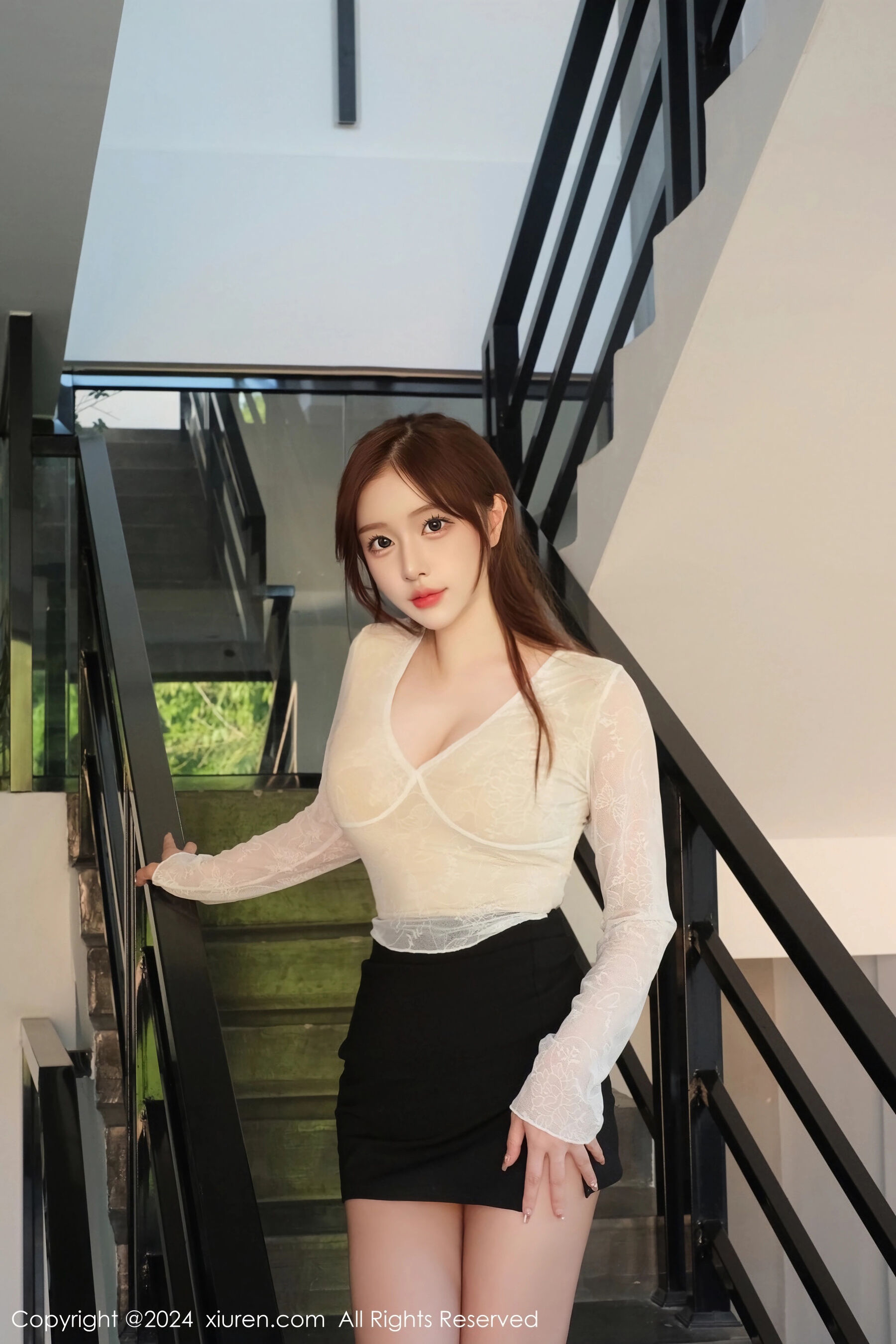 Vol. 7895 LindaLinda | Page 2