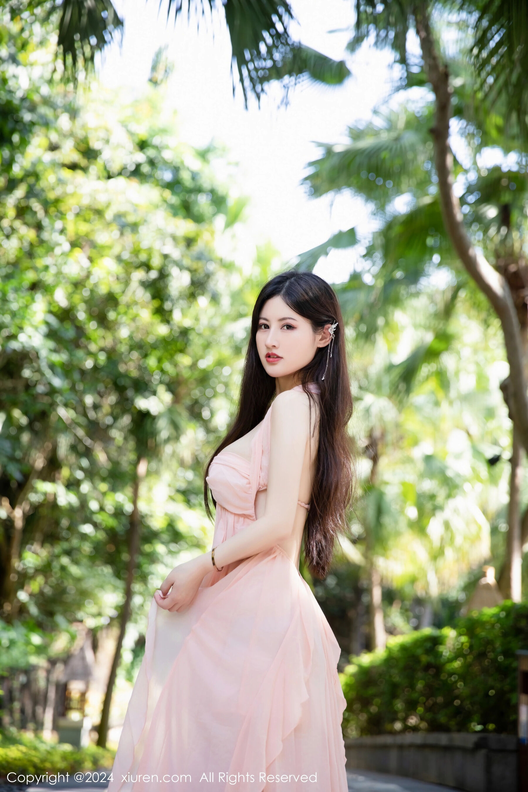 Vol. 7948 诗诗kiki | Page 4