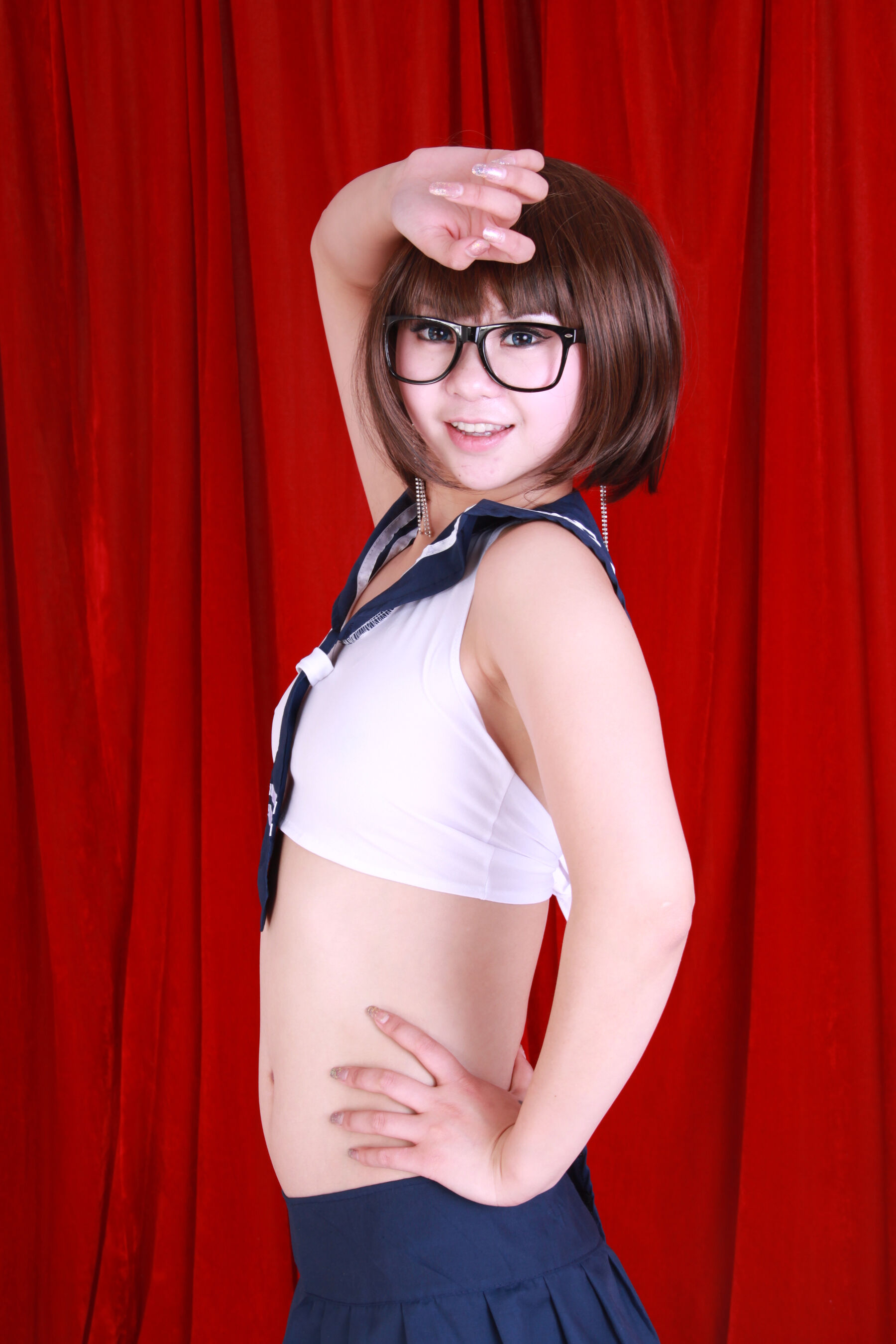 国模雅雅大尺度人体私拍套图 | Page 2