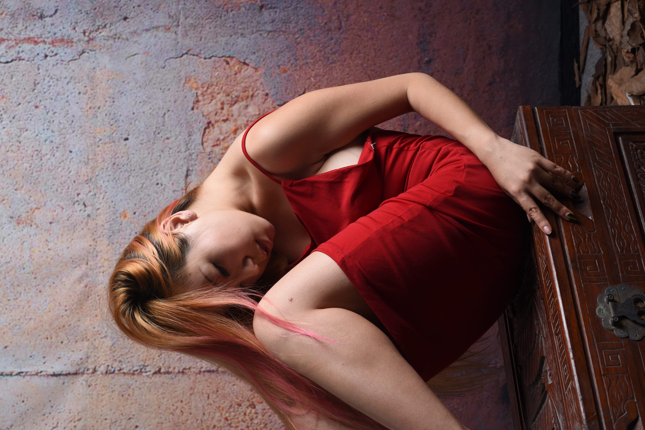 国模画画人体私拍套图 | Page 2