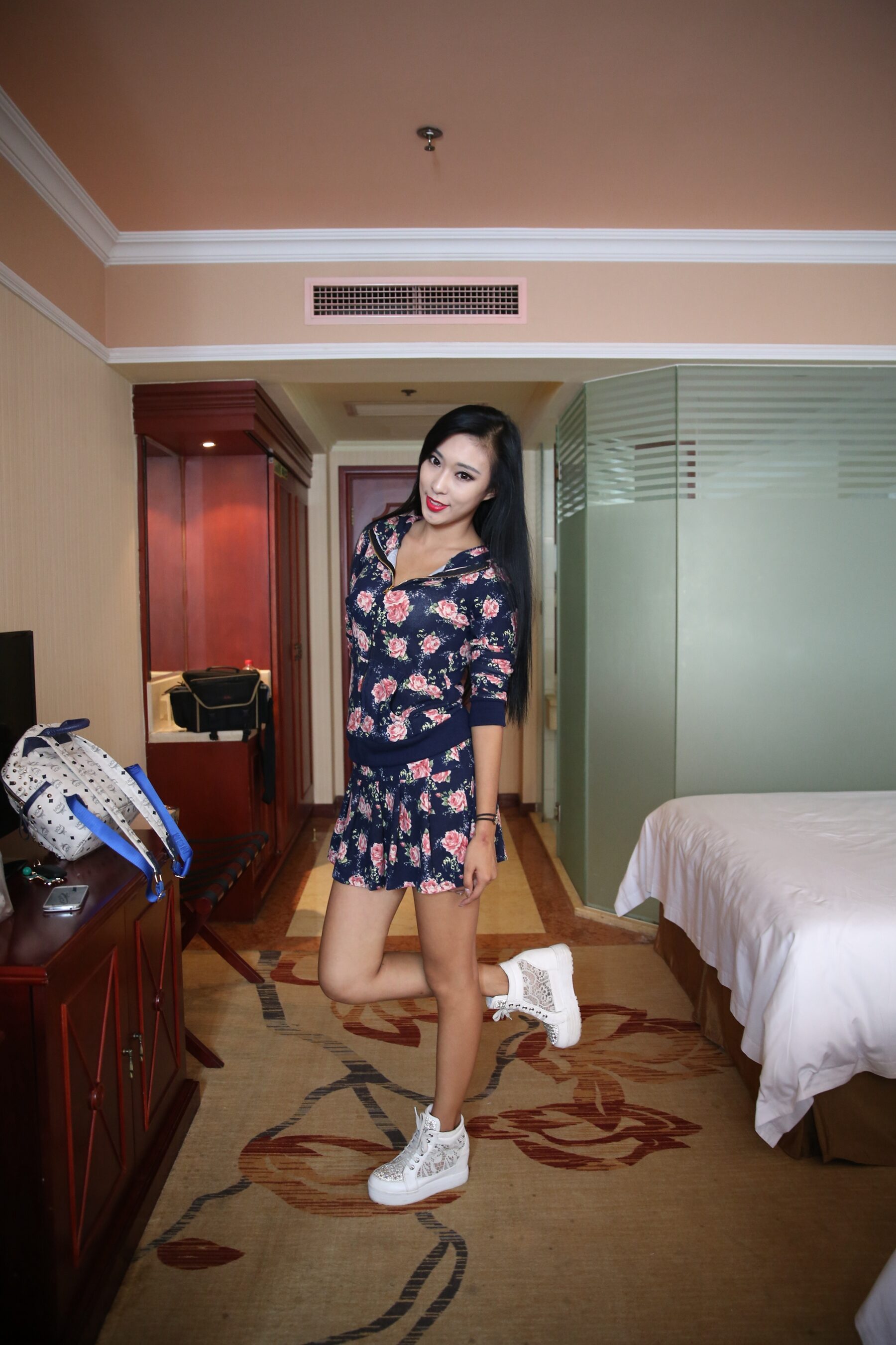 国模林丹丹性感写真套图 | Page 3