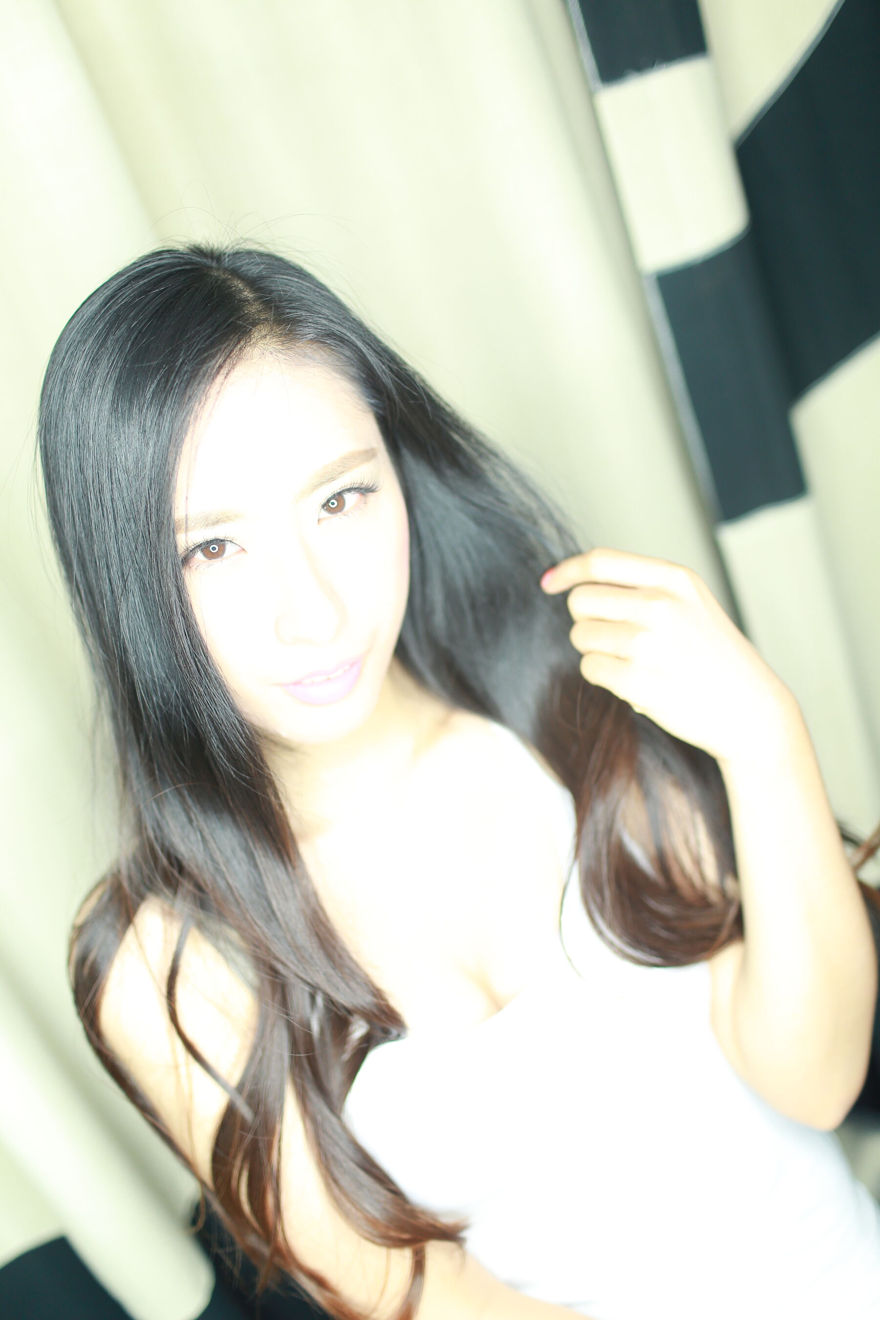 国模莉莉性感写真套图 | Page 4