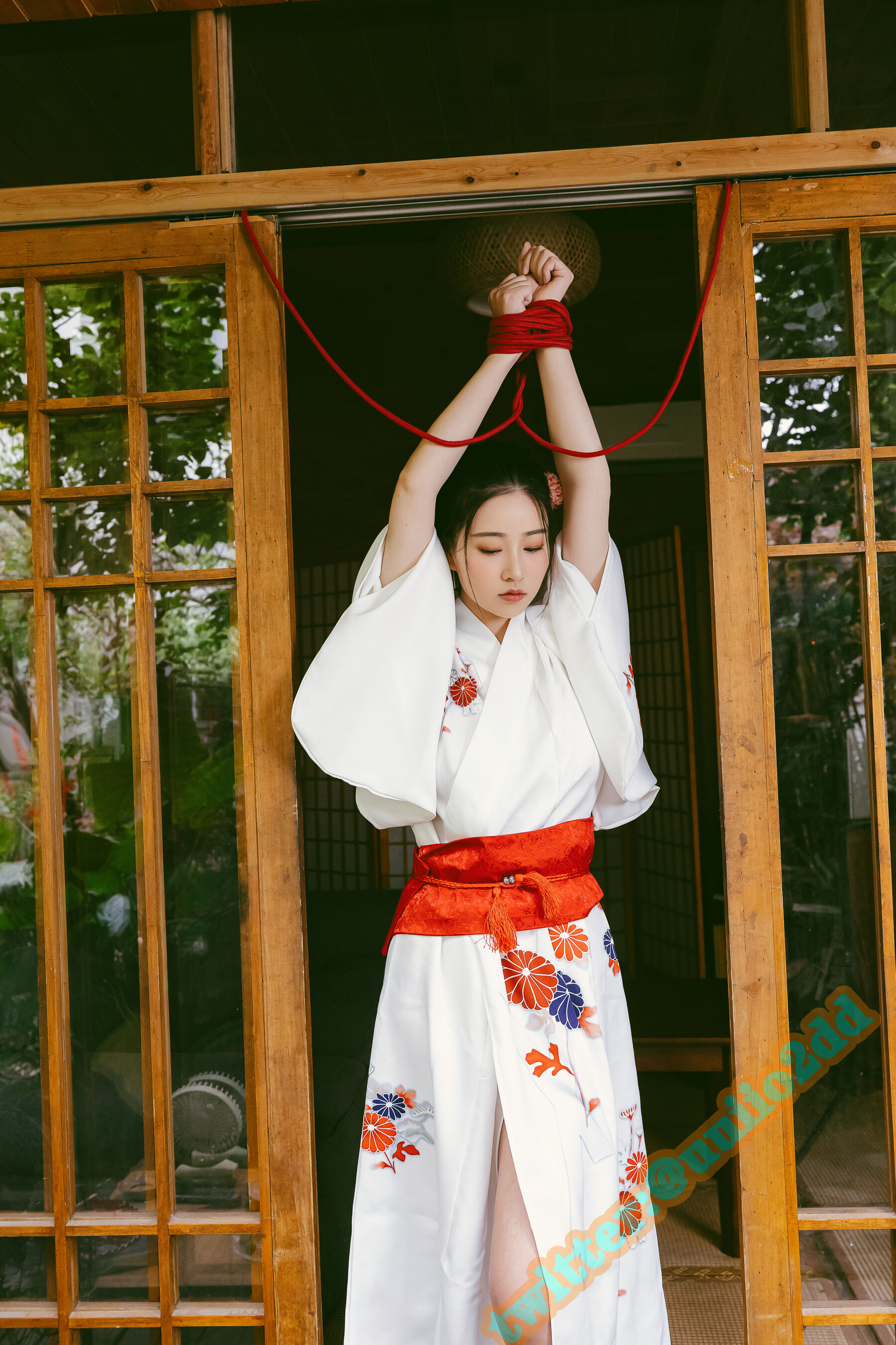 年年《以爱之名》