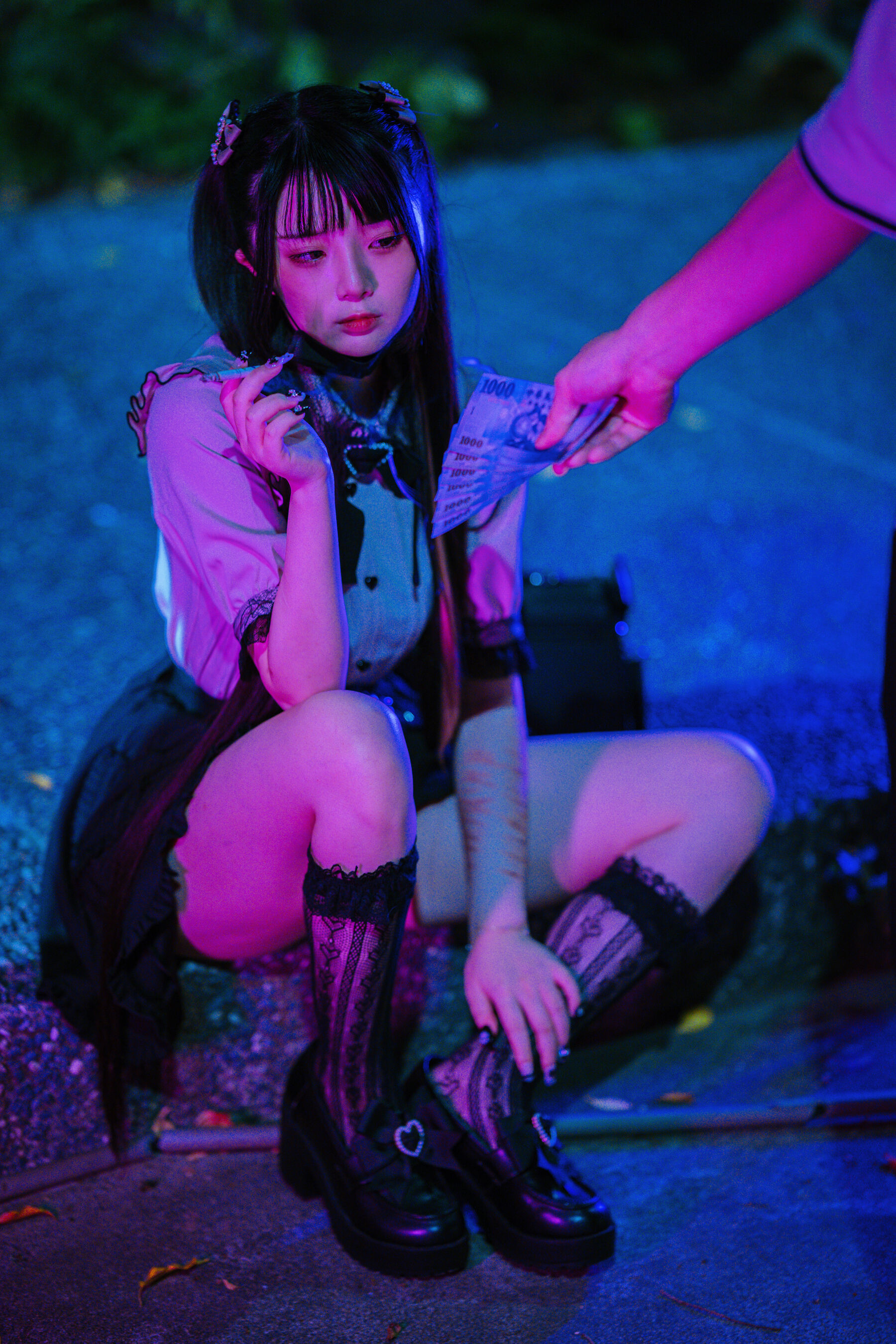 落落Raku《神待ち少女》