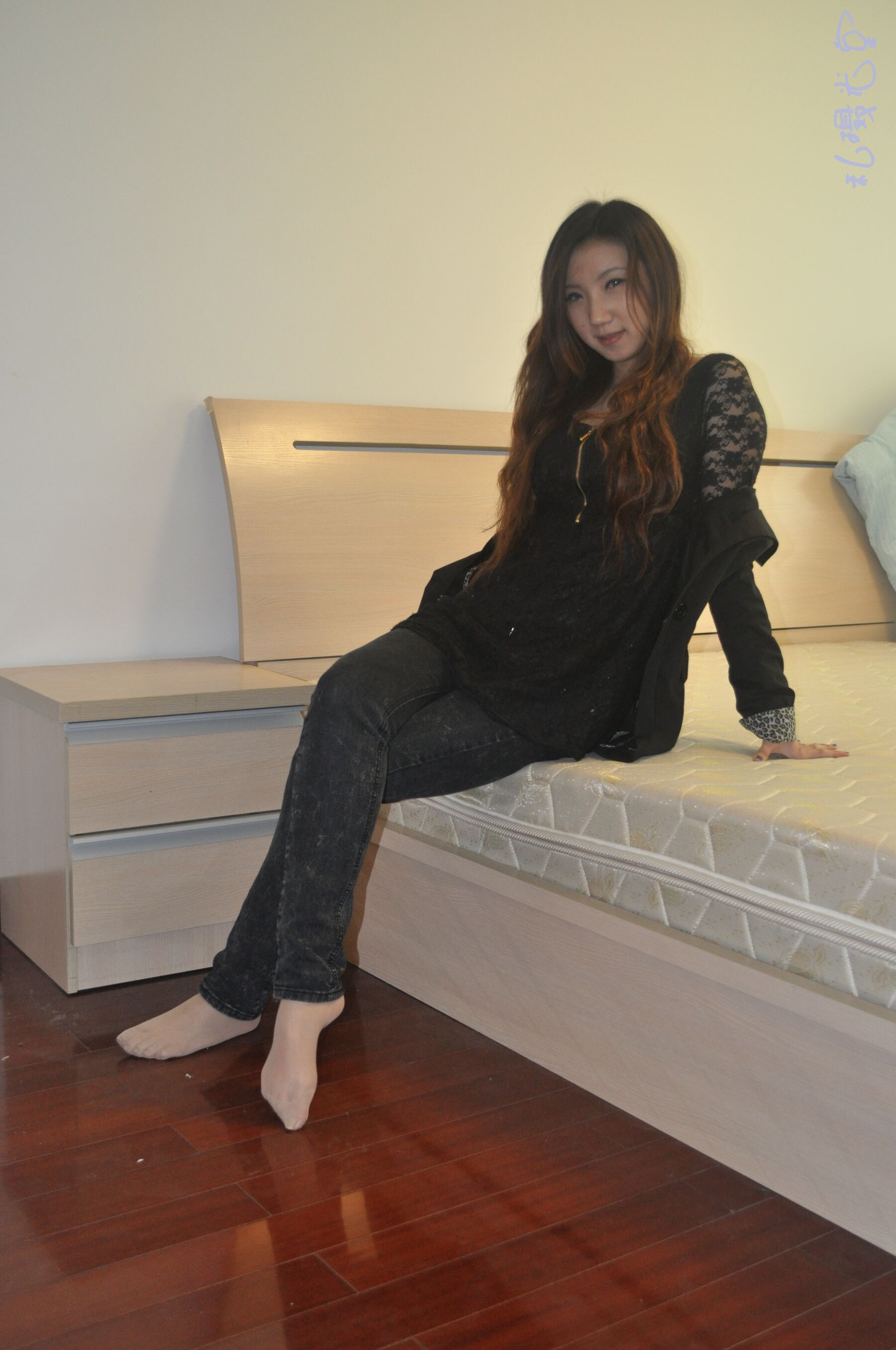 国模若若大尺度人体私拍套图 | Page 2