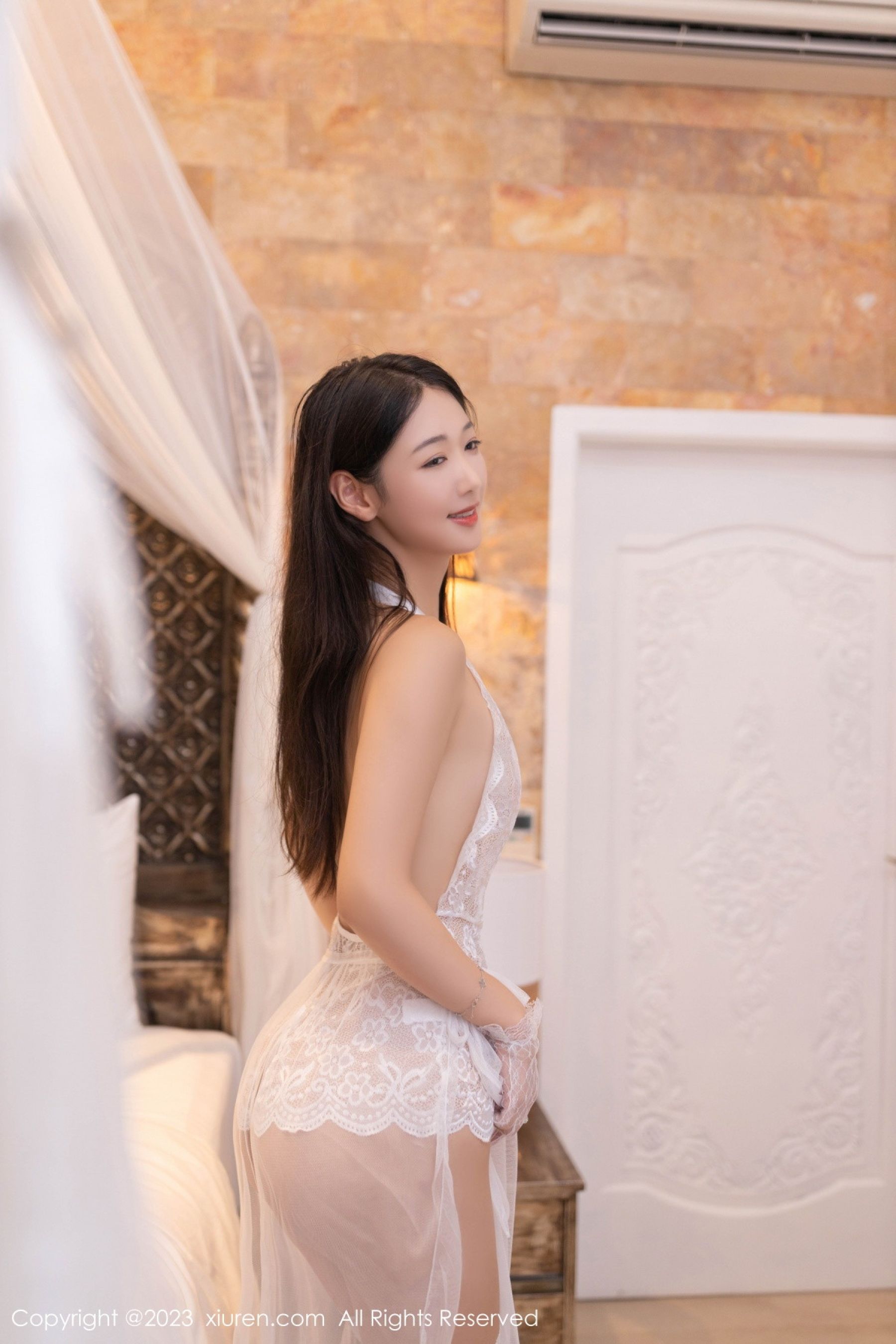 Vol. 7369 唐安琪 | Page 4