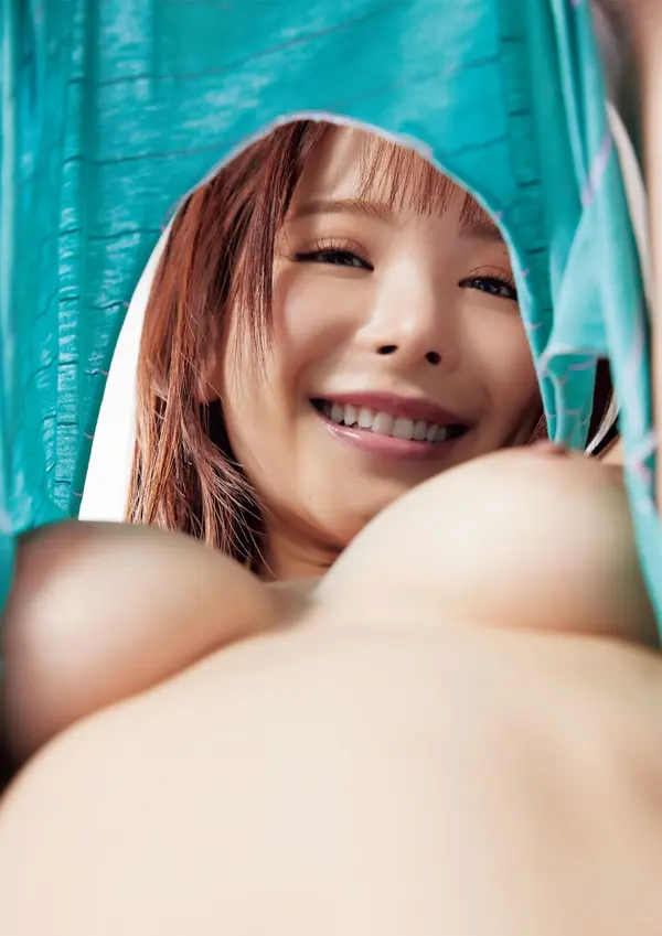 桃乃木香奈《はちあわせ》 | Page 4