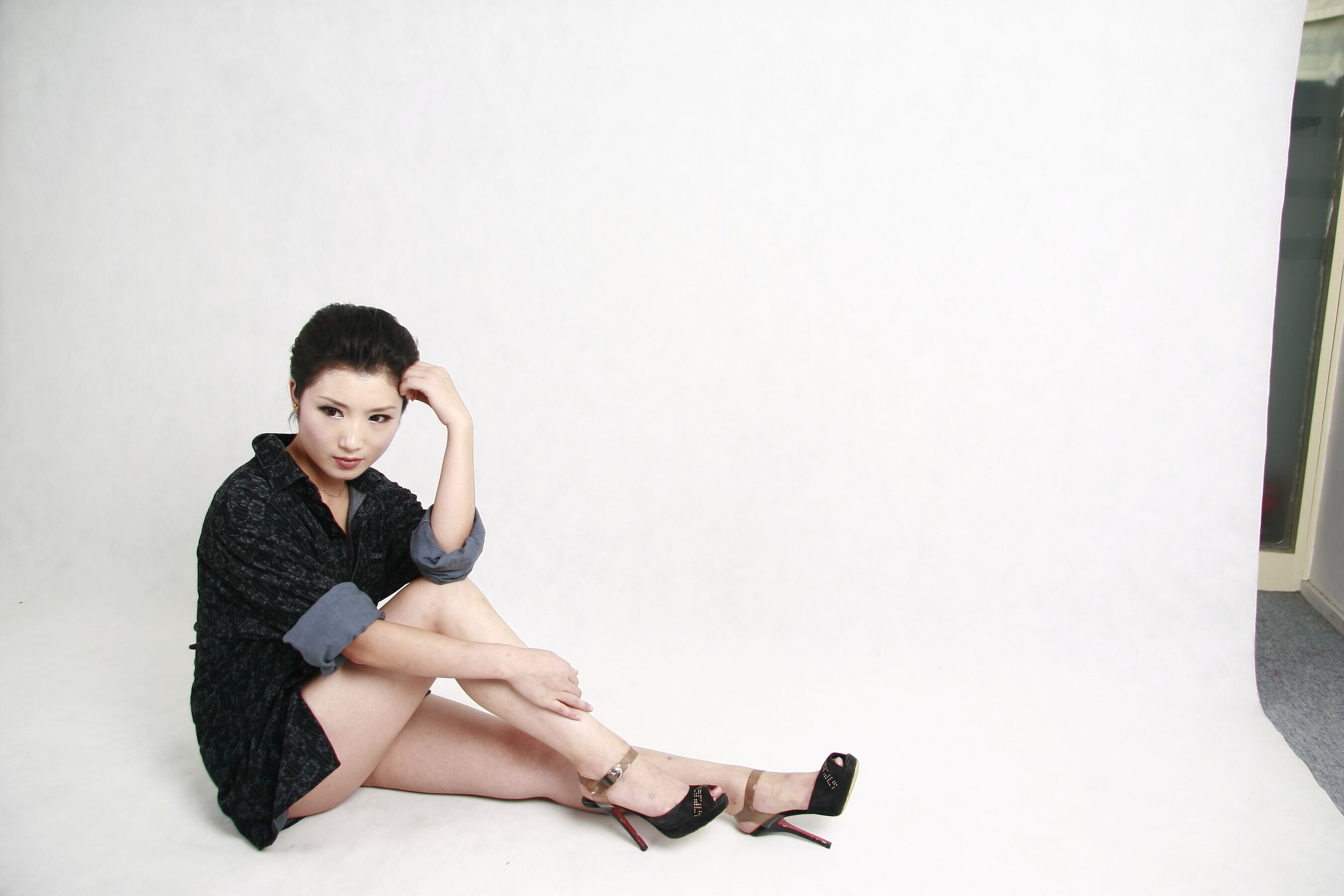 国模春迟（磊磊）人体私拍套图