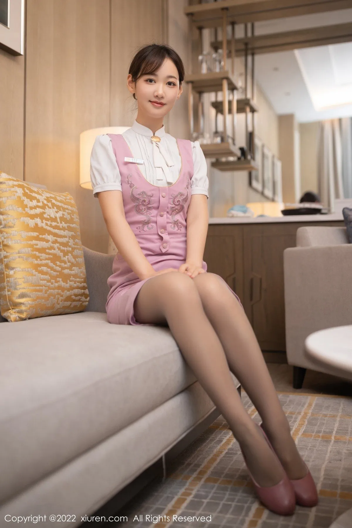 Vol. 4647 唐安琪 | Page 2