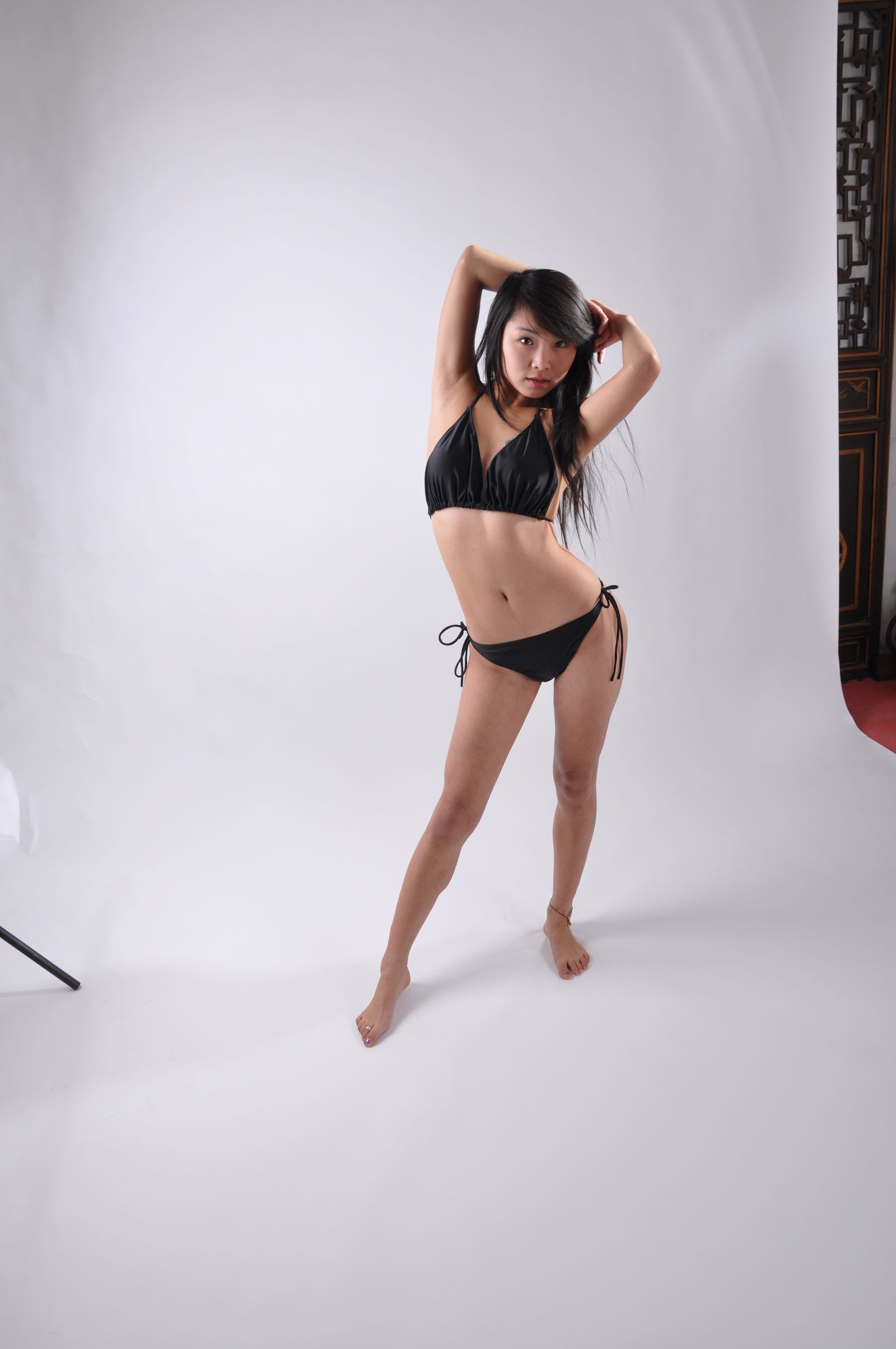 国模落尘人体私拍套图 | Page 2