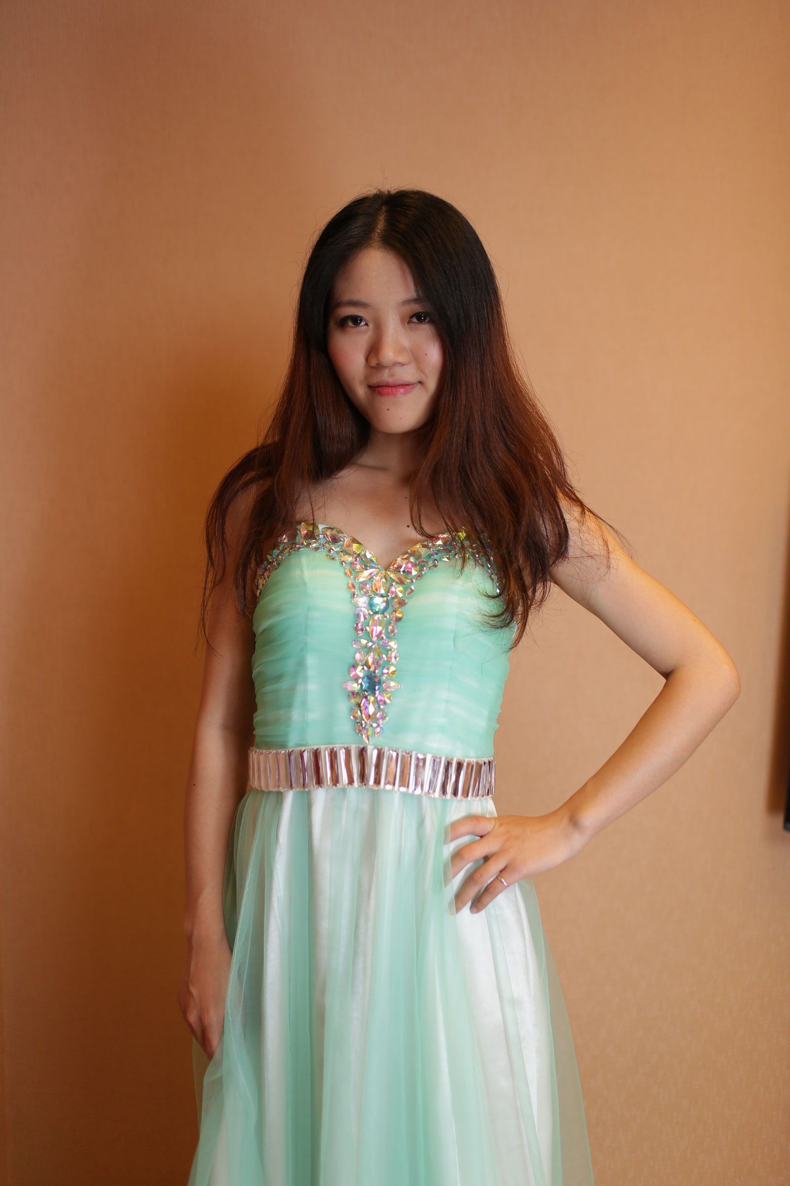 国模米米大尺度性爱人体私拍套图