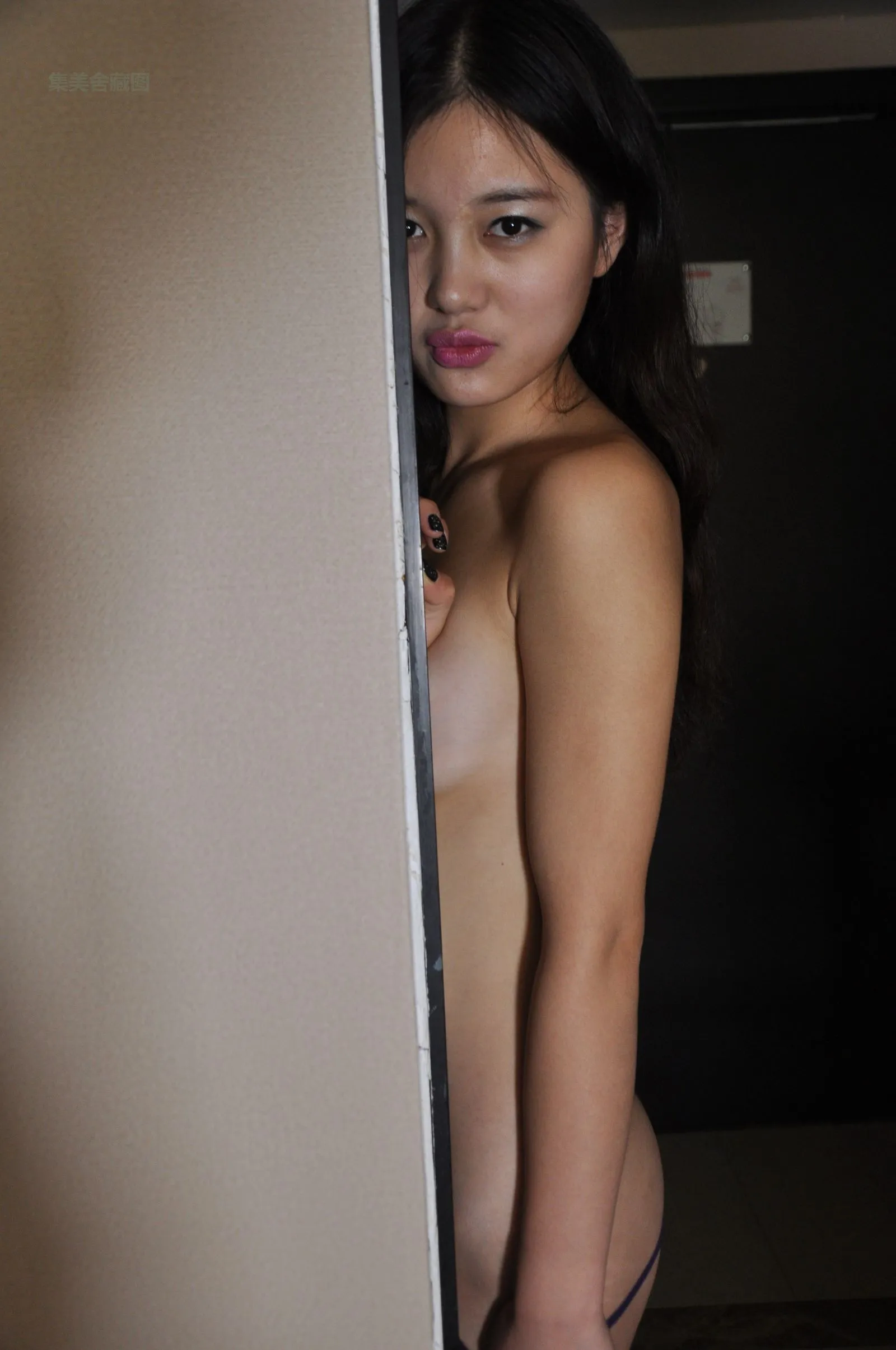 希威社 国模林子颜大尺度人体私拍套图 | Page 4