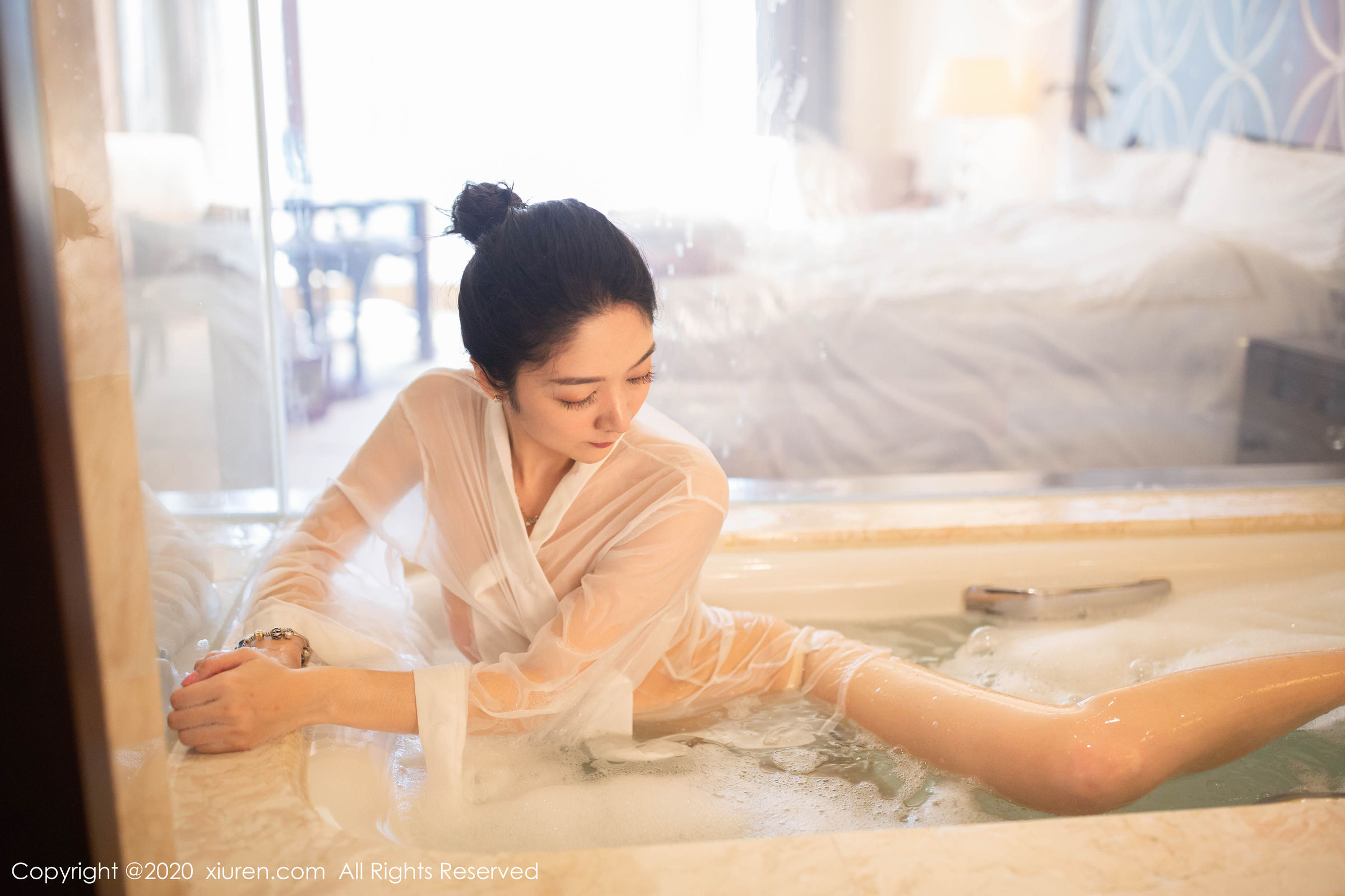 Vol. 2063 Angela小热巴 | Page 4