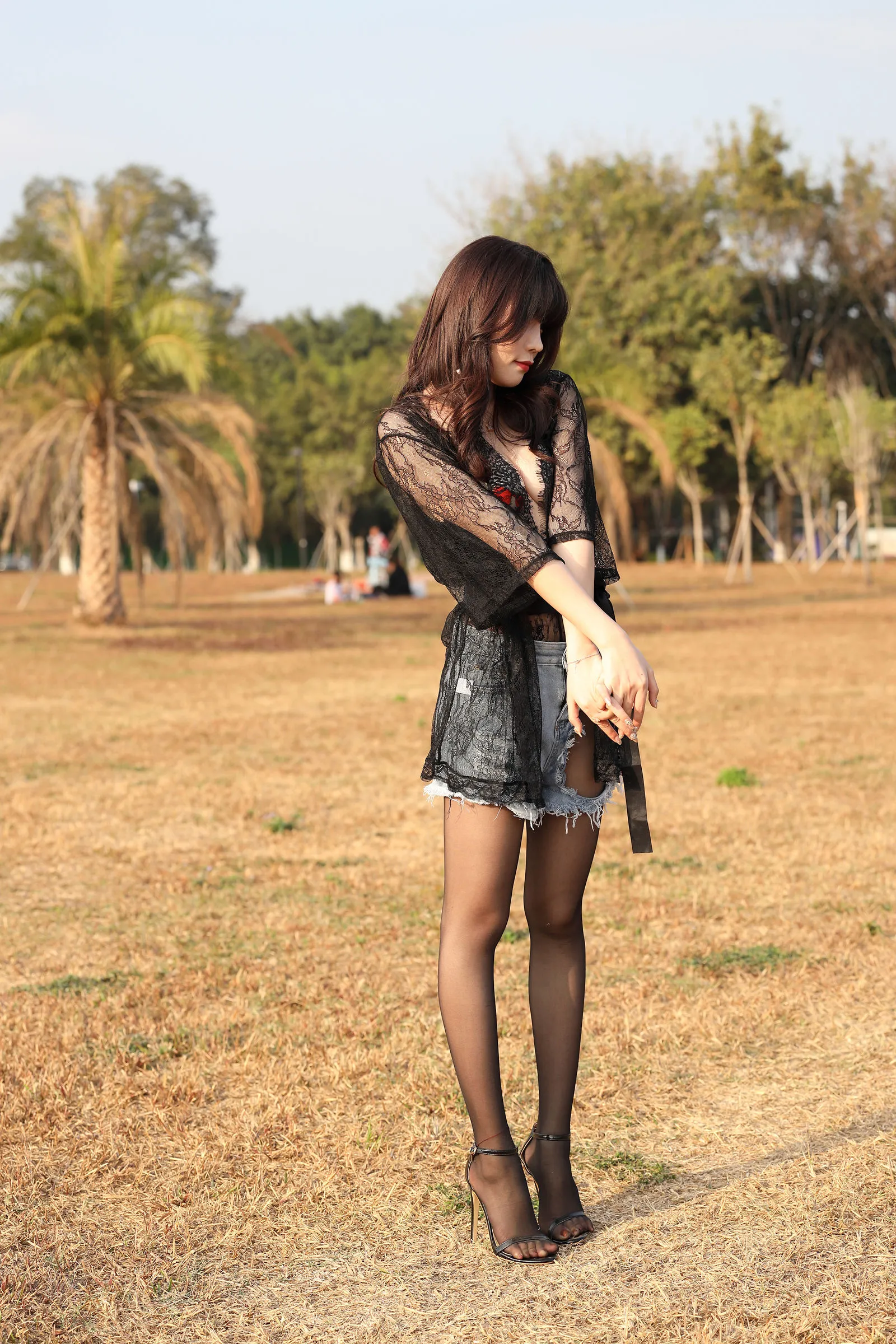 【魔镜街拍】芝芝booty《黑色蕾丝》 | Page 2