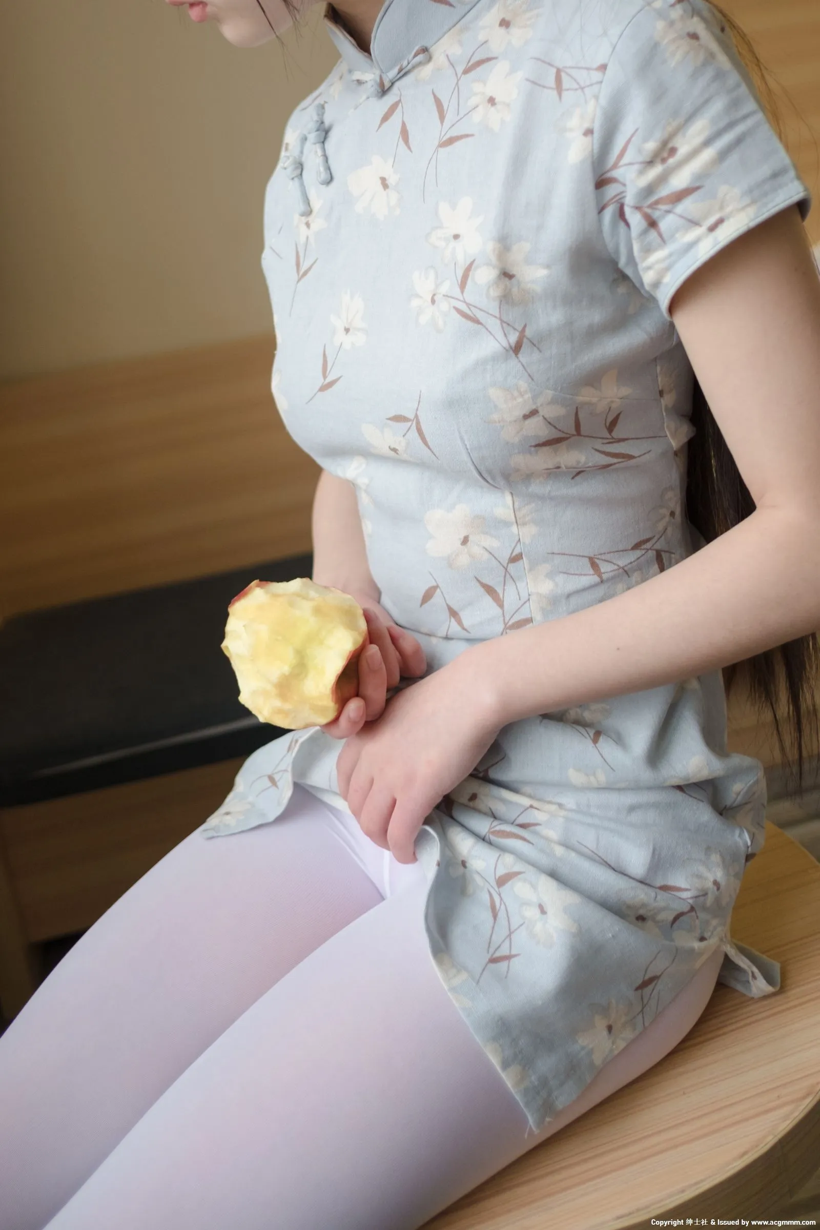西尔酱《兰草旗袍篇》 | Page 2