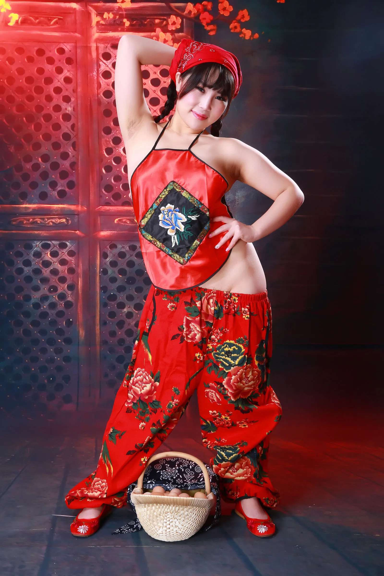 日月俱乐部阿瑾人体私拍套图 | Page 2