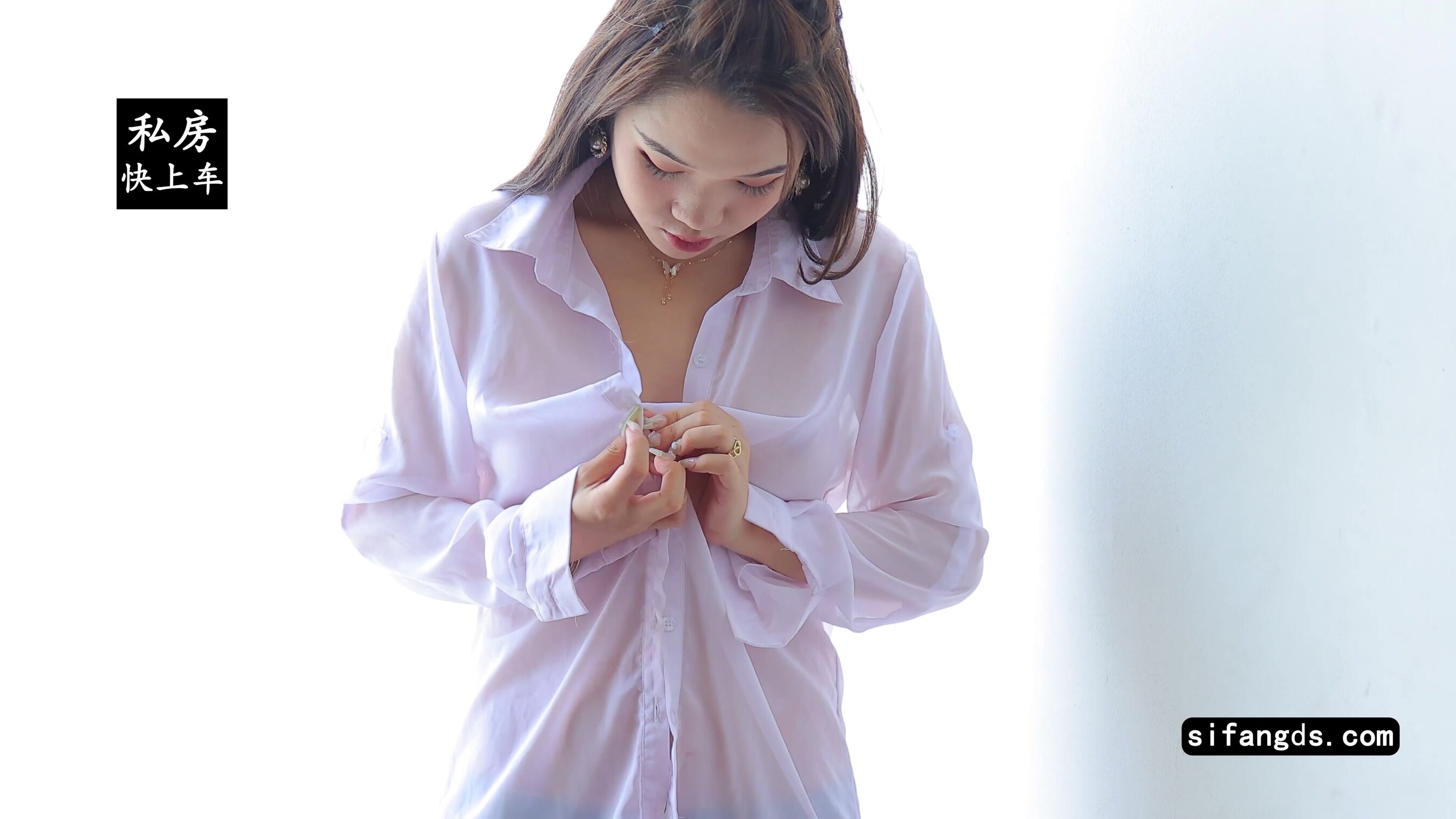 国模欣桐大尺度人体私拍套图 | Page 4