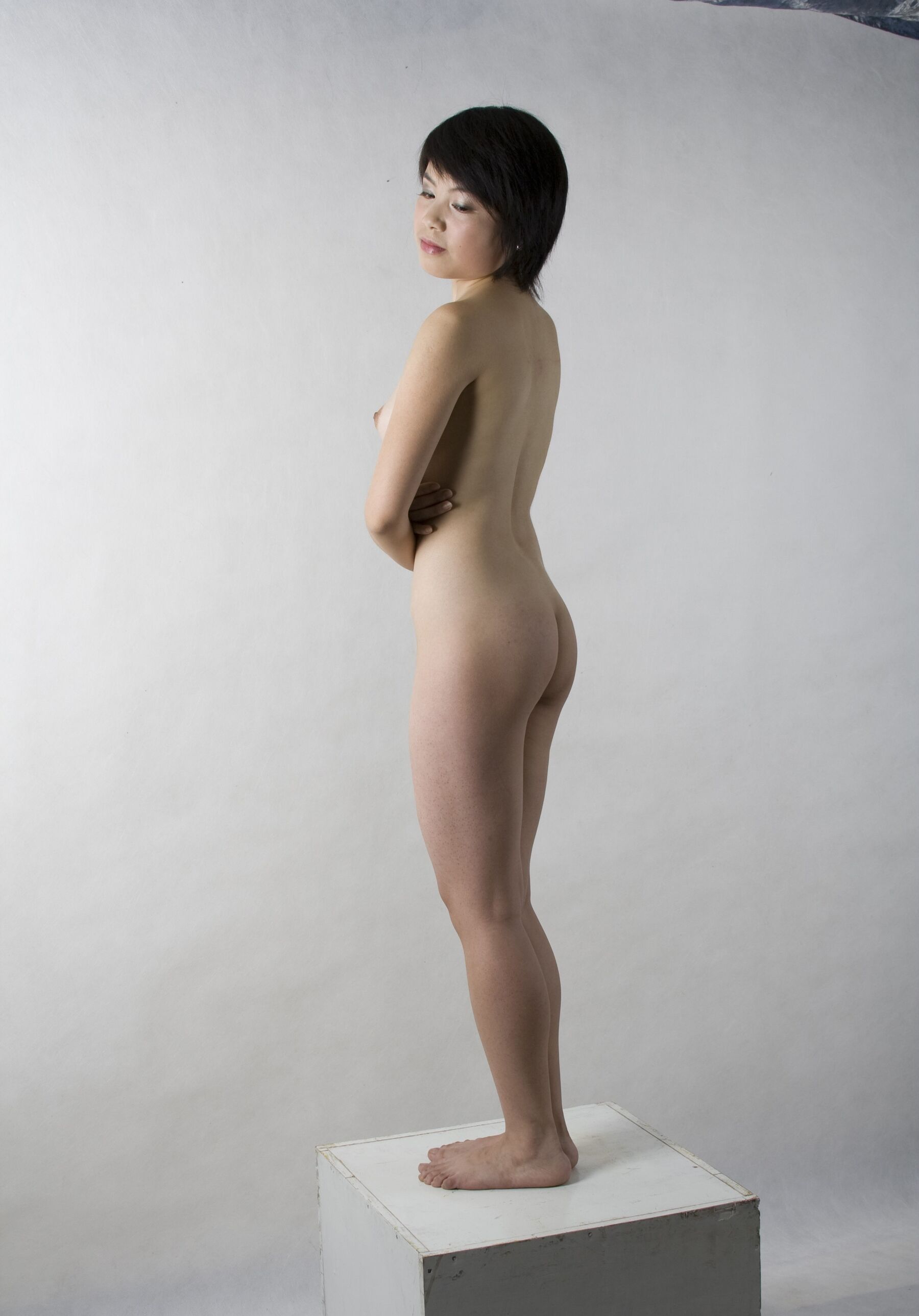 国模林阳人体私拍套图 | Page 2