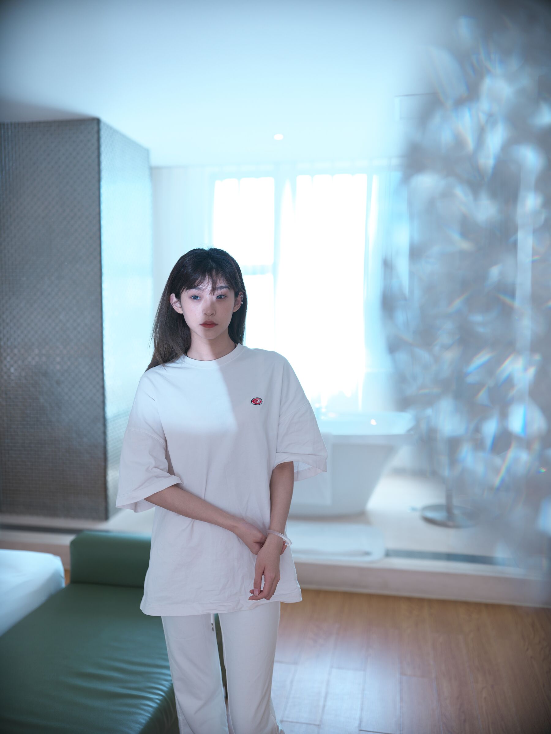 国模华莎人体私拍套图 | Page 3