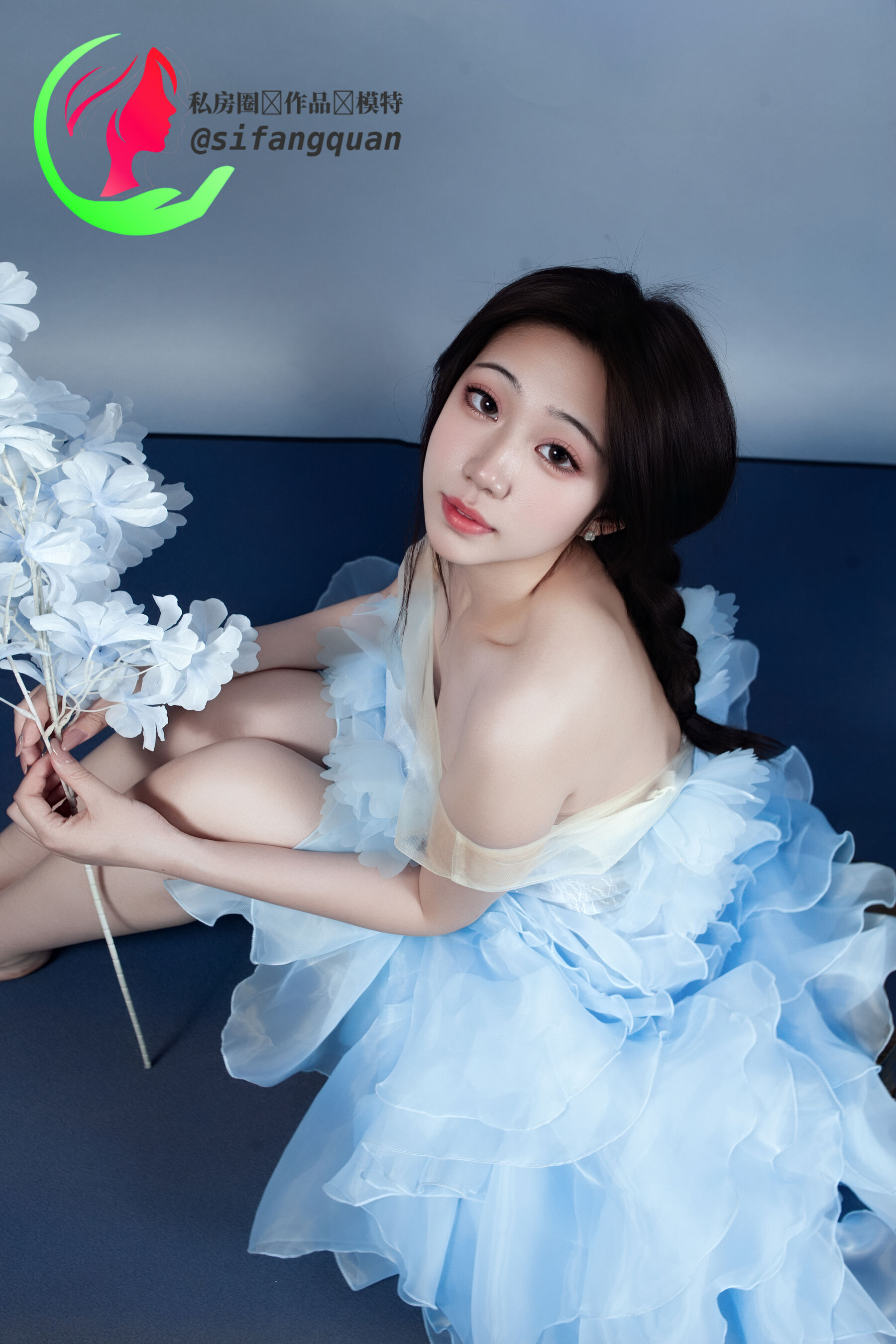 国模大一学妹人体私拍套图 | Page 5