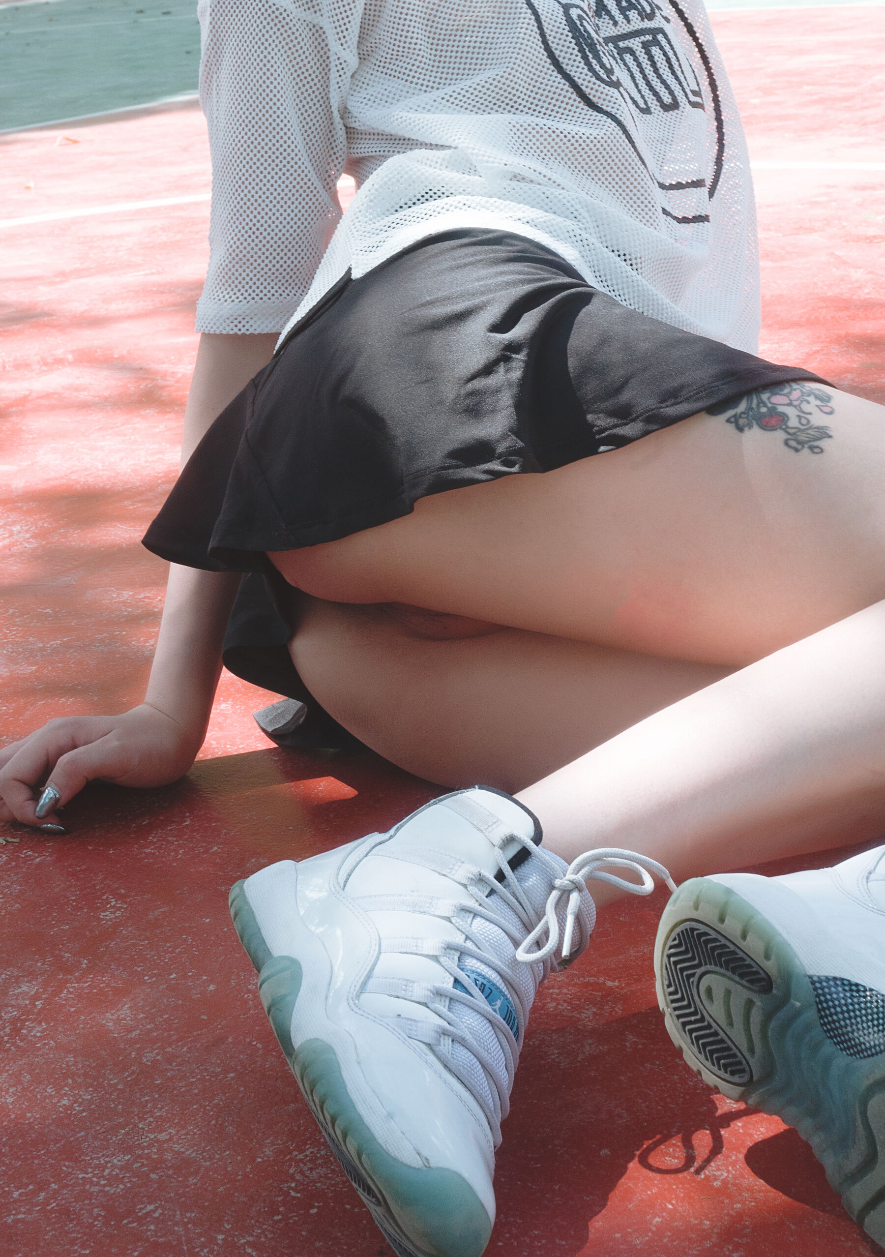 姬纪《运动场》 | Page 2