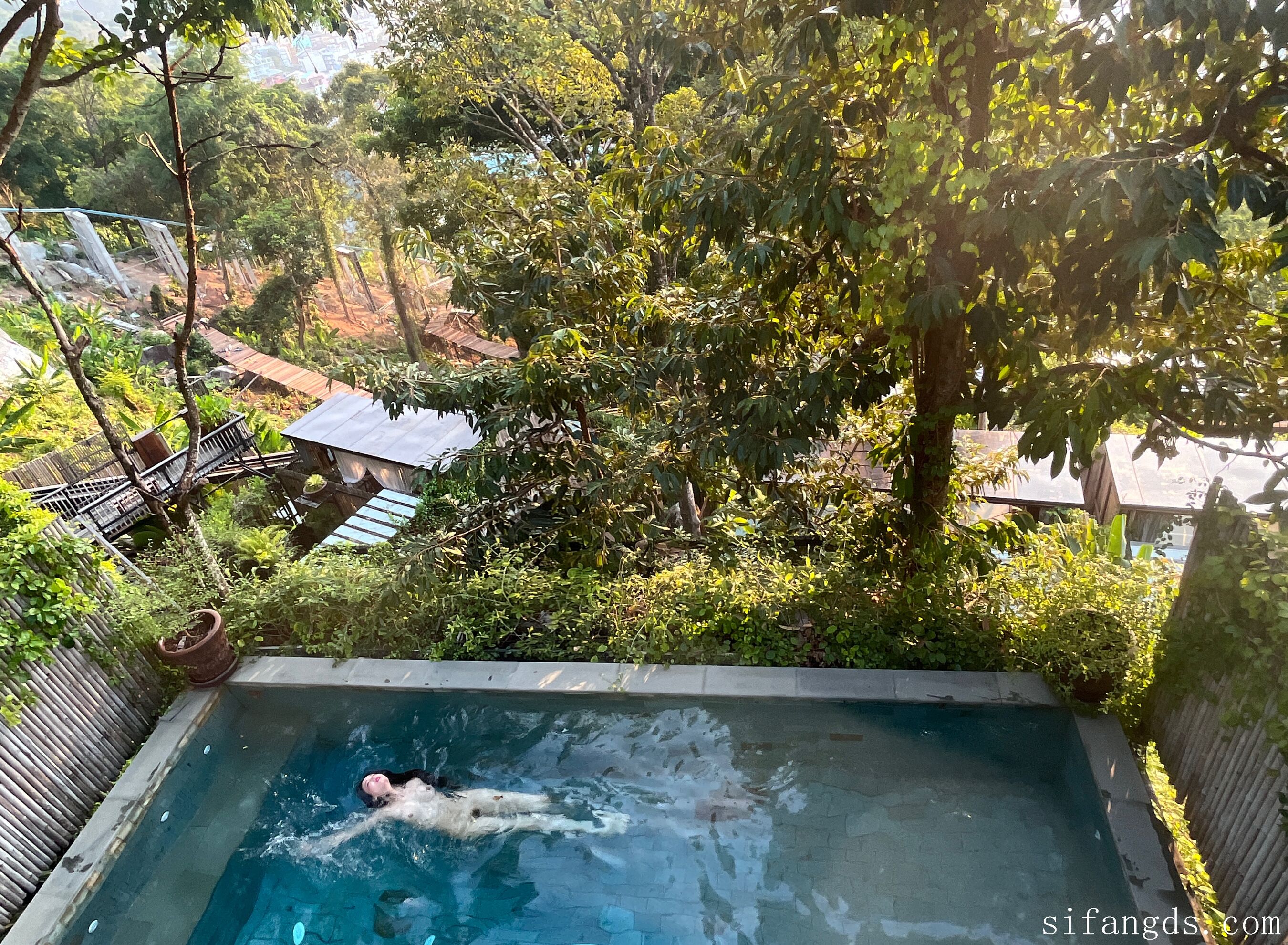 茂木希子《普吉岛旅拍·花絮》 | Page 3