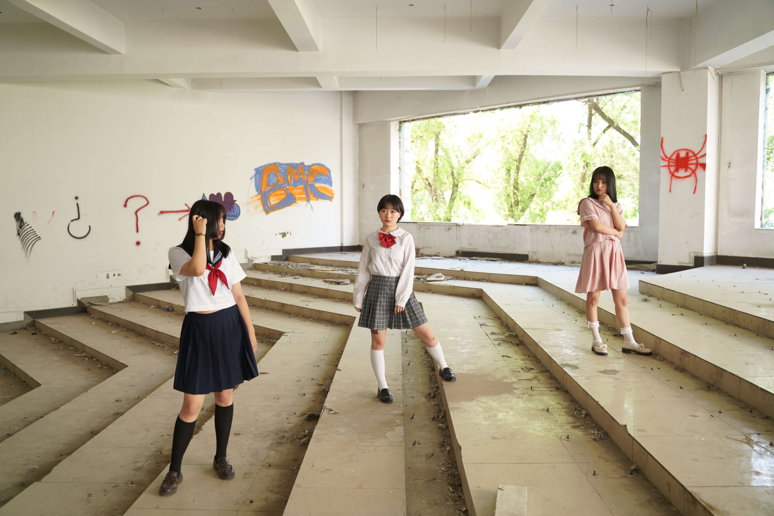 国模罗罗&天天&齐齐大尺度人体私拍套图 | Page 2