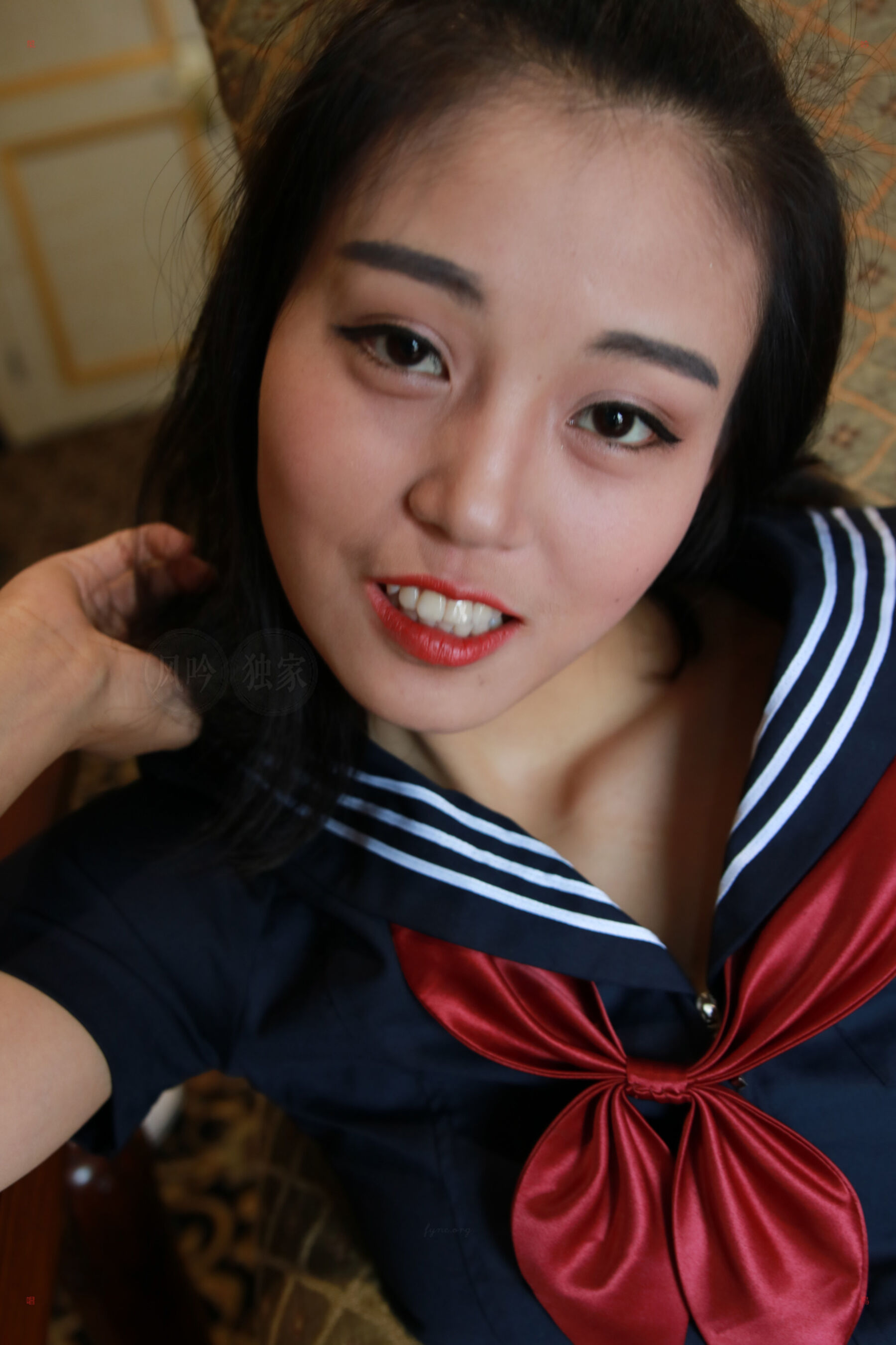 国模小高圆圆大尺度人体私拍套图 | Page 5