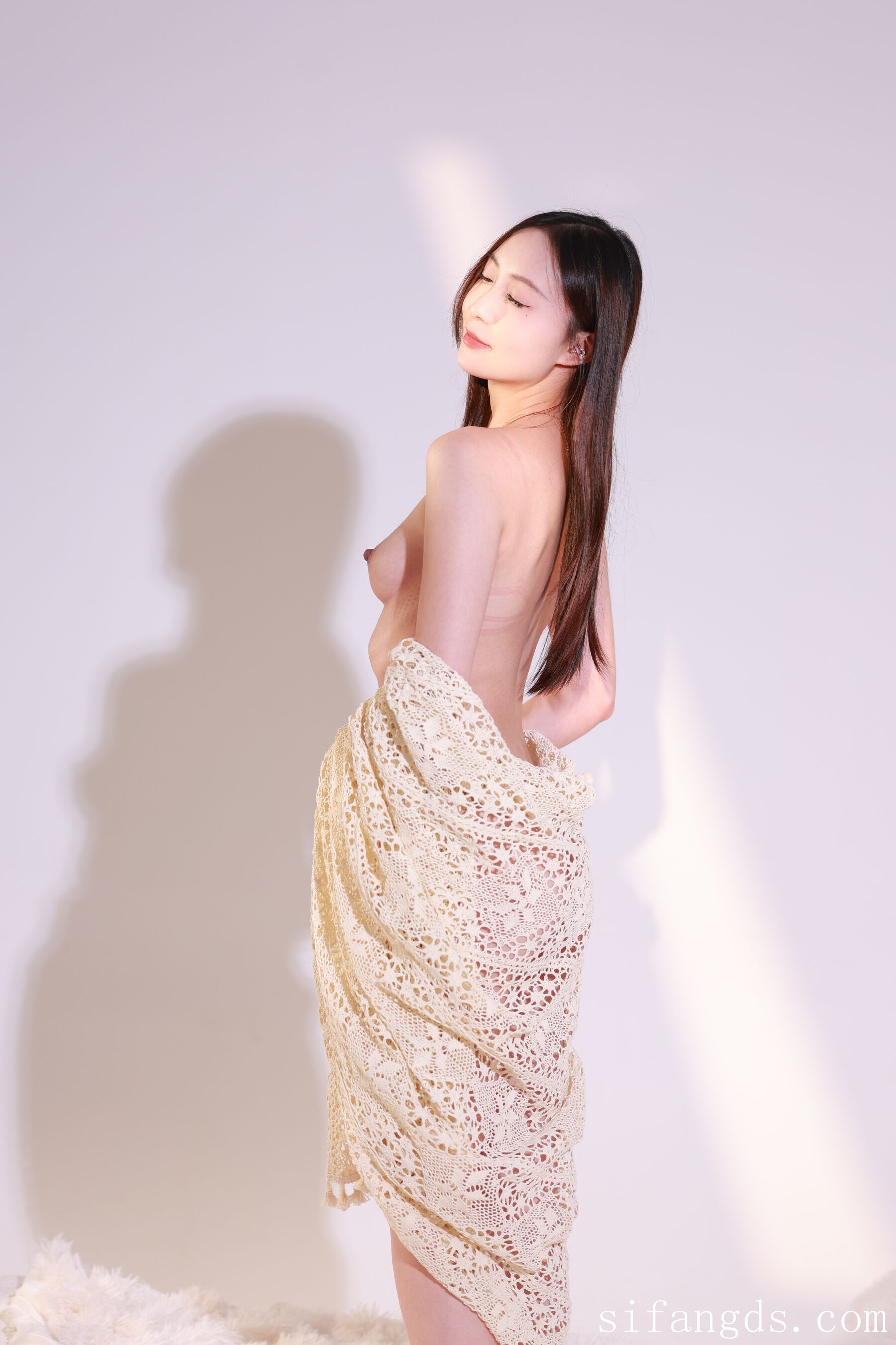 国模 Lili 大尺度人体私拍套图 | Page 4