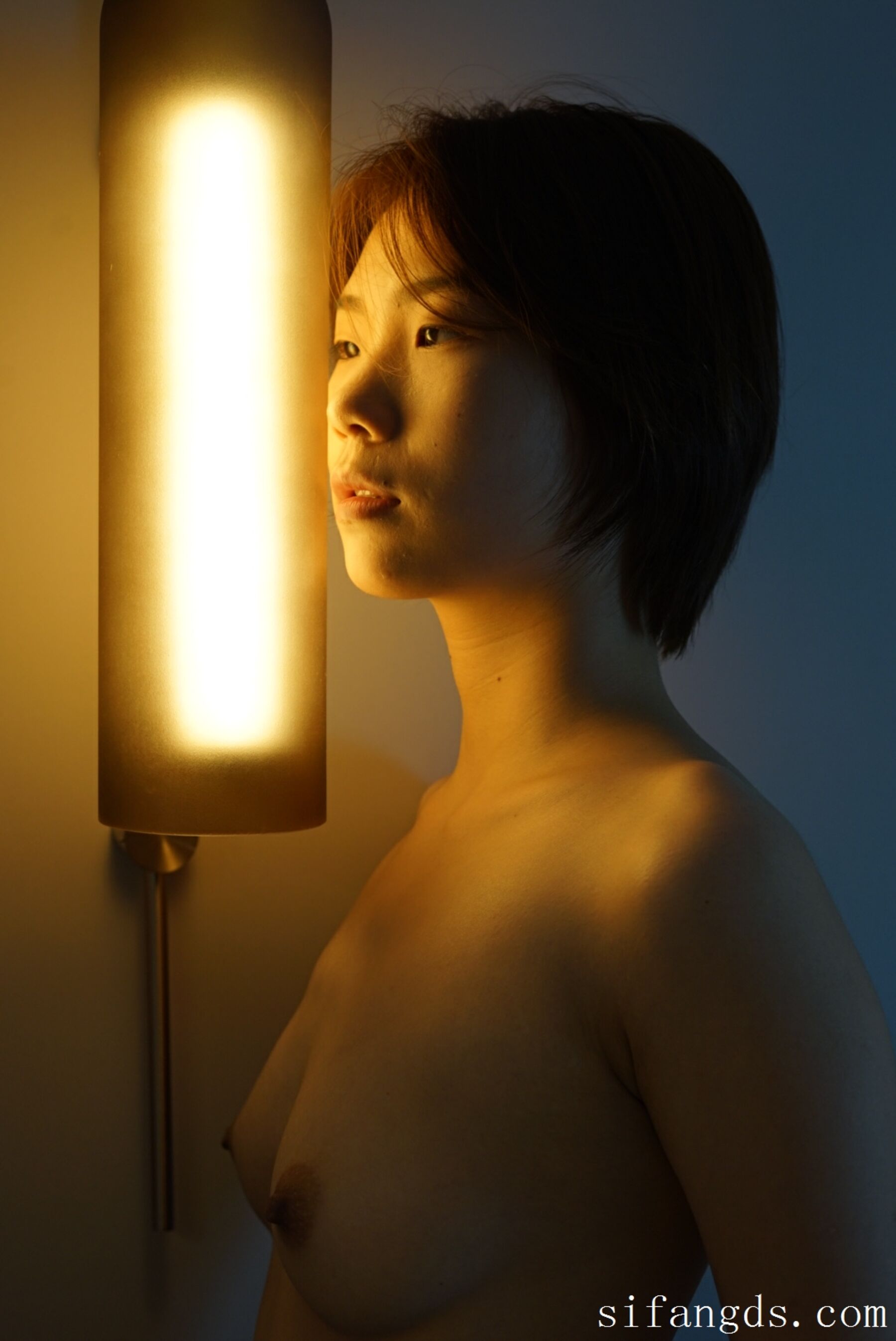 国模 Yvonne 大尺度人体私拍套图