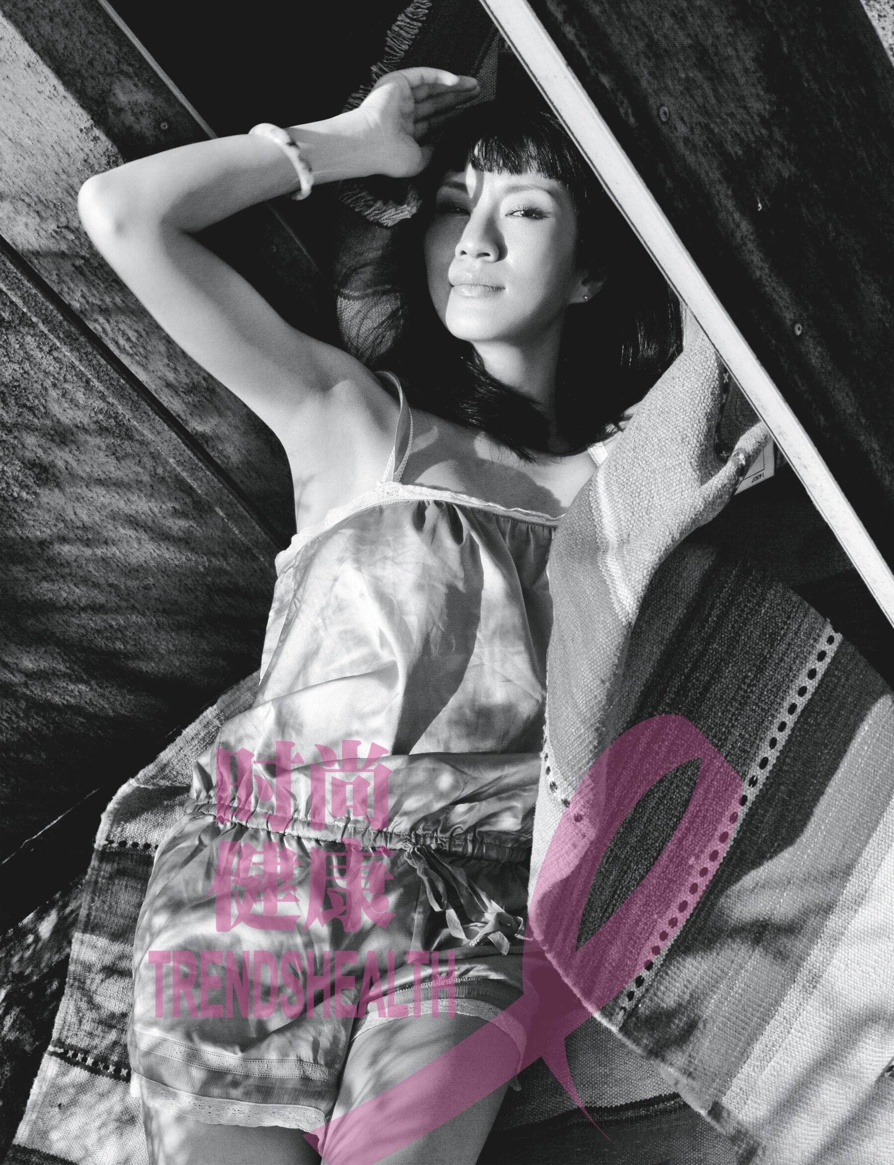 粉红丝带女星合集 | Page 2