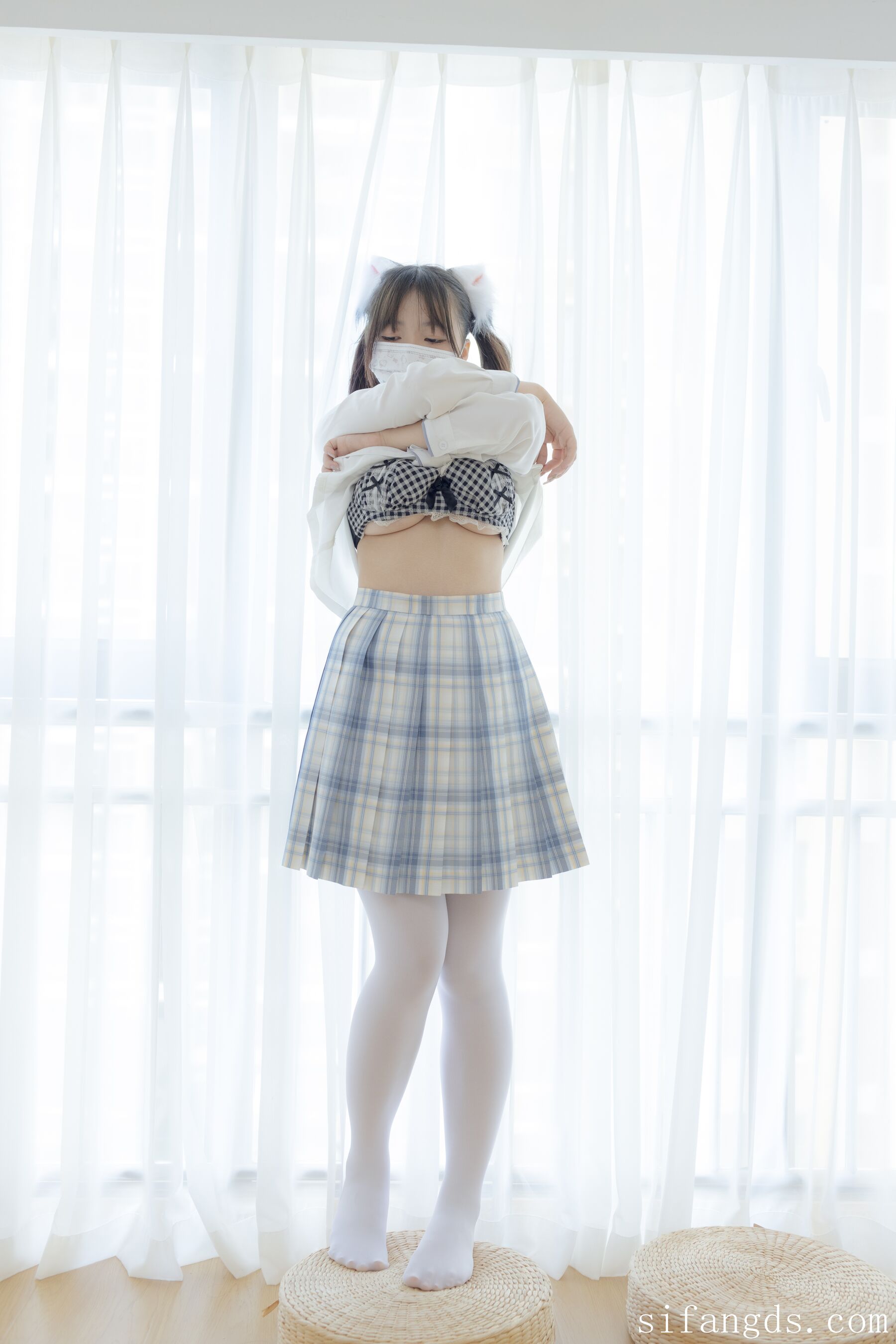 未流出美尻巨乳萝莉捆绑调教