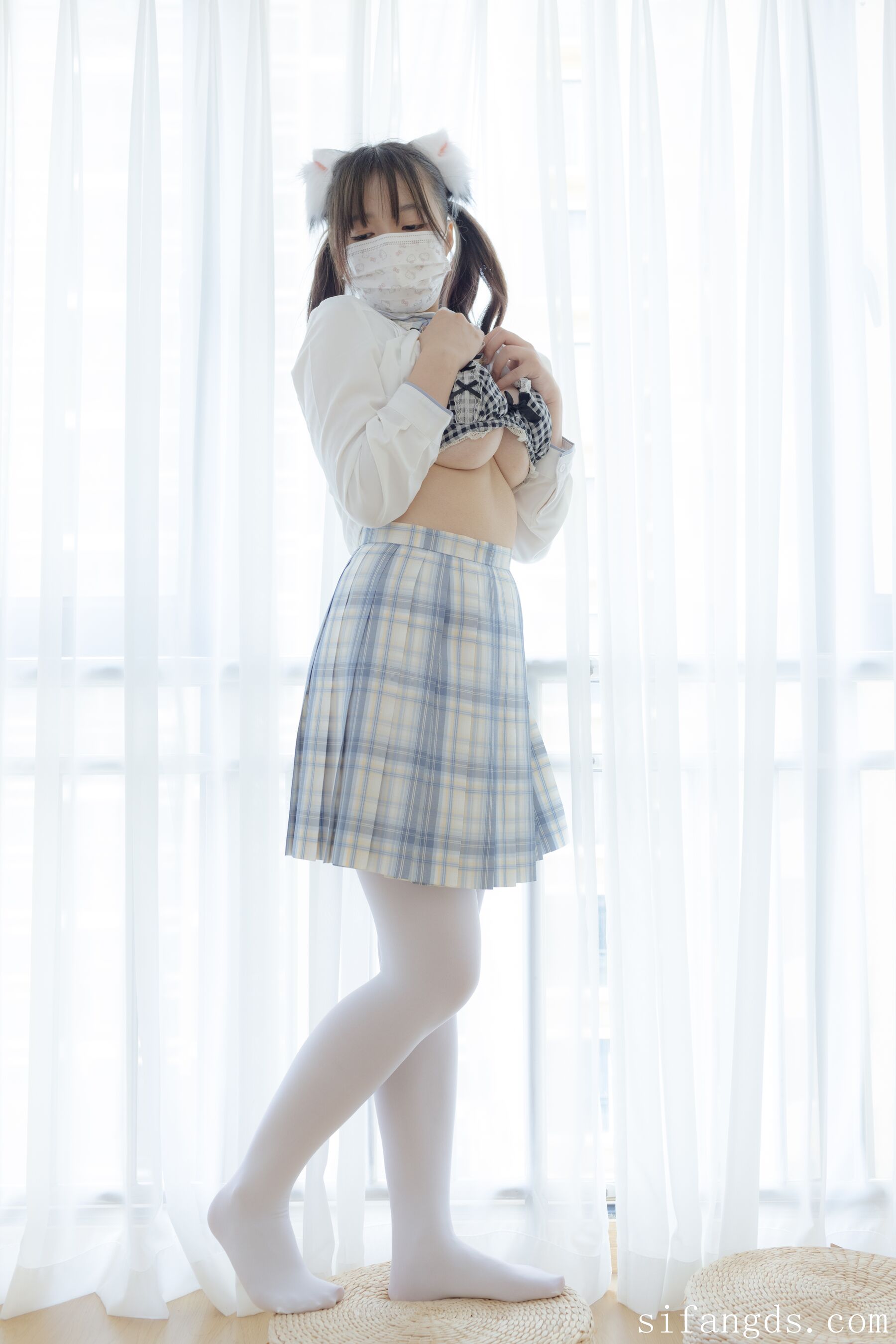 未流出美尻巨乳萝莉捆绑调教 | Page 4