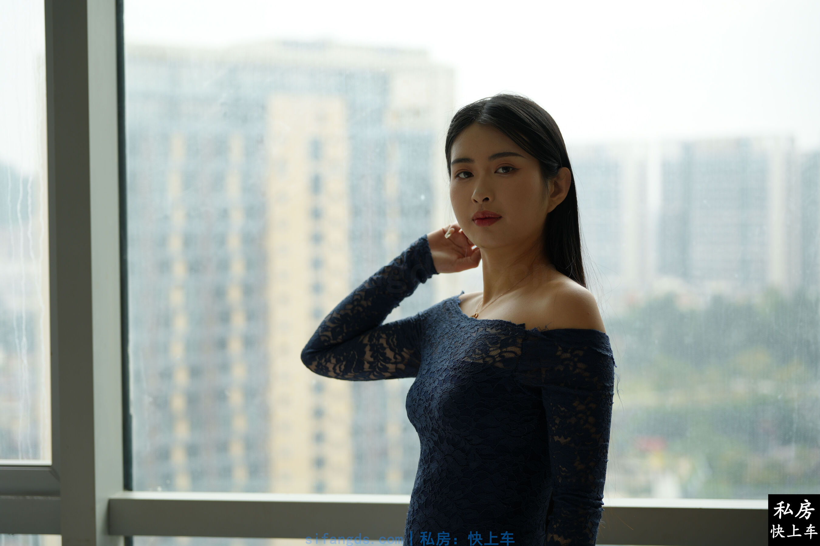 国模芯芯大尺度性爱人体私拍套图 | Page 2