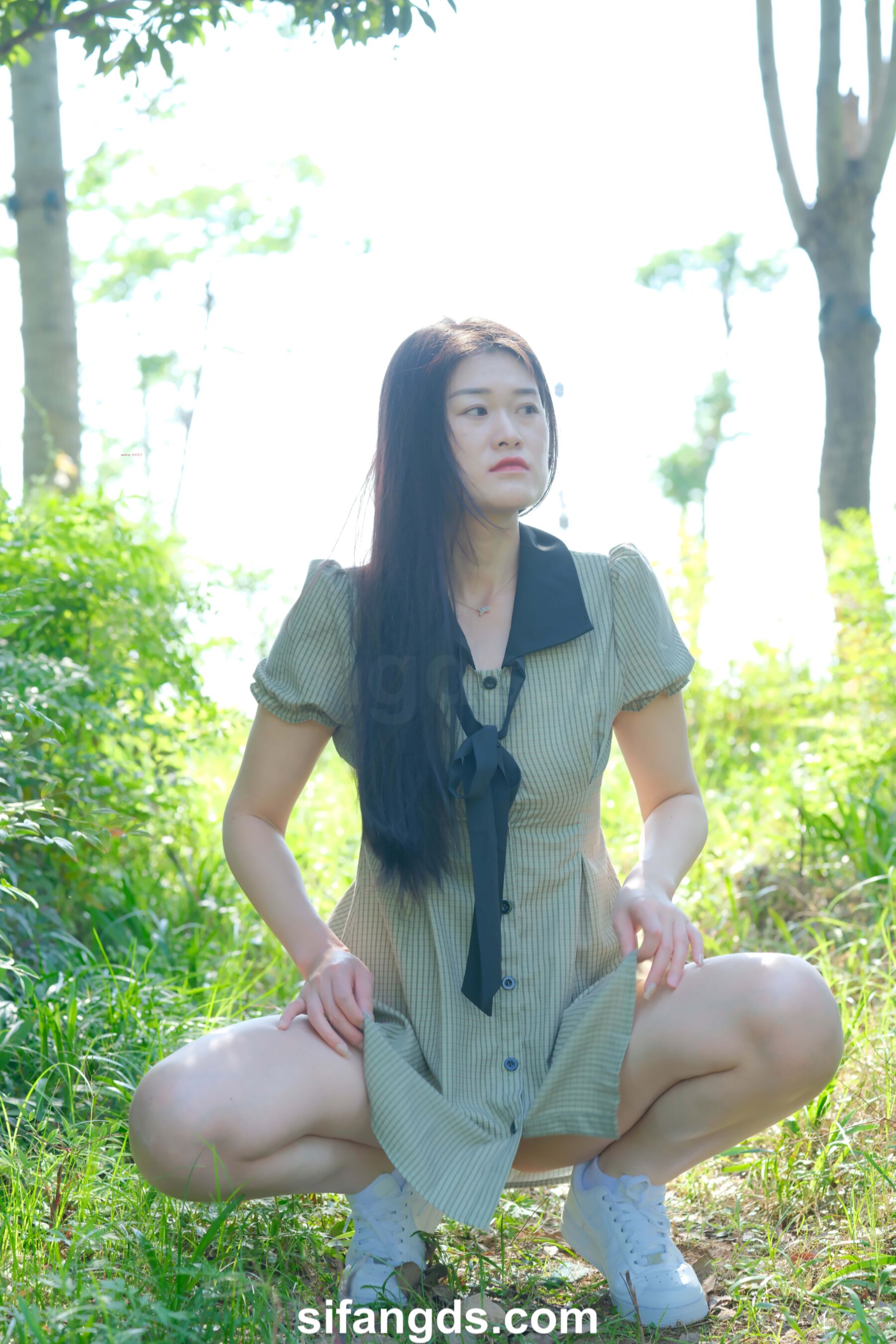 国模南栅大尺度人体私拍套图 | Page 4