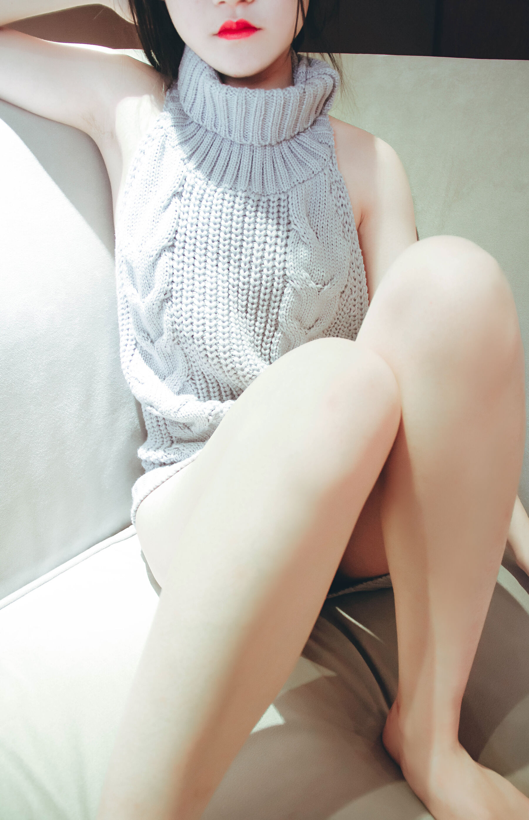 团子系列：毛衣少女 | Page 2