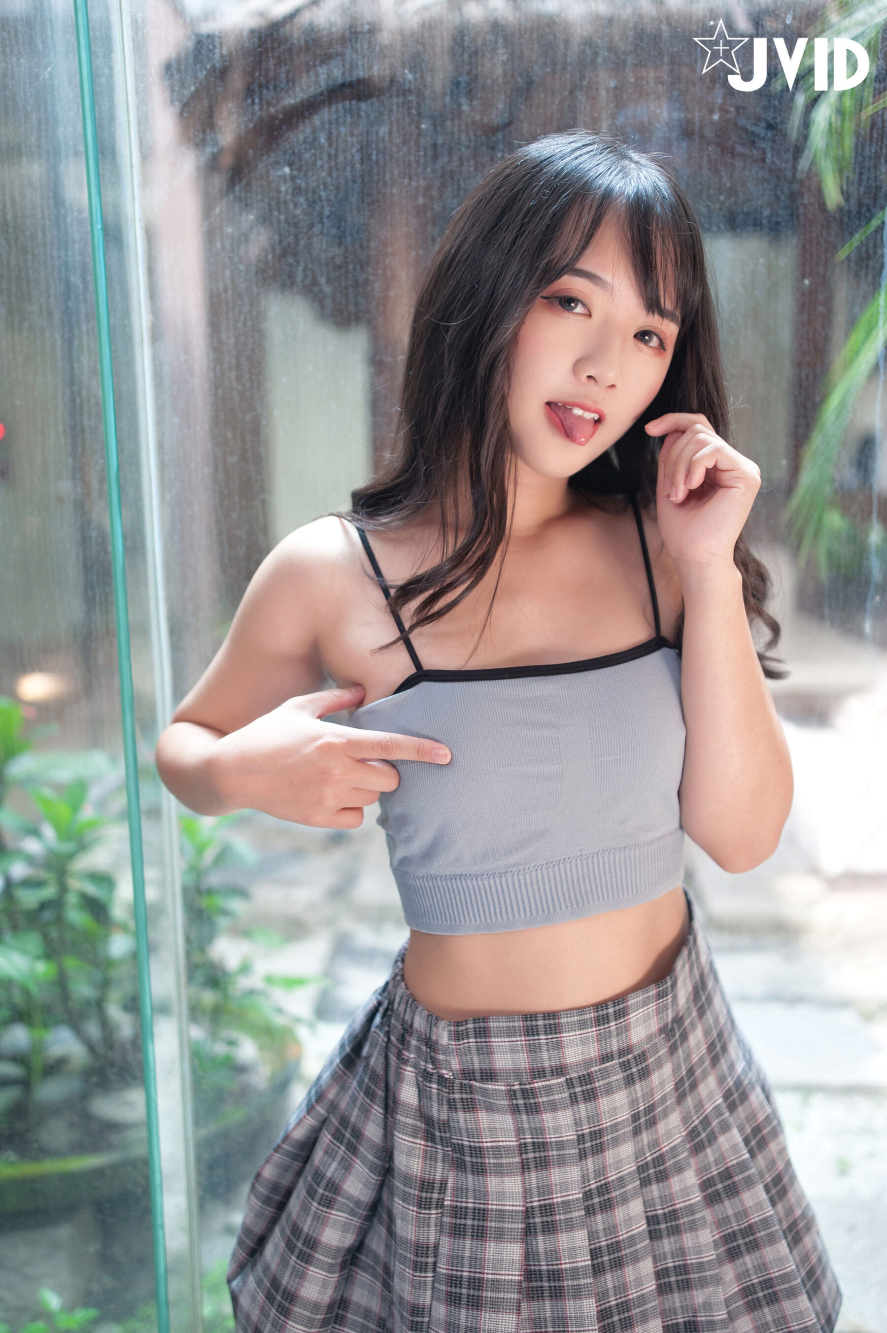 加加喵《紧缚凌辱の初次体验》