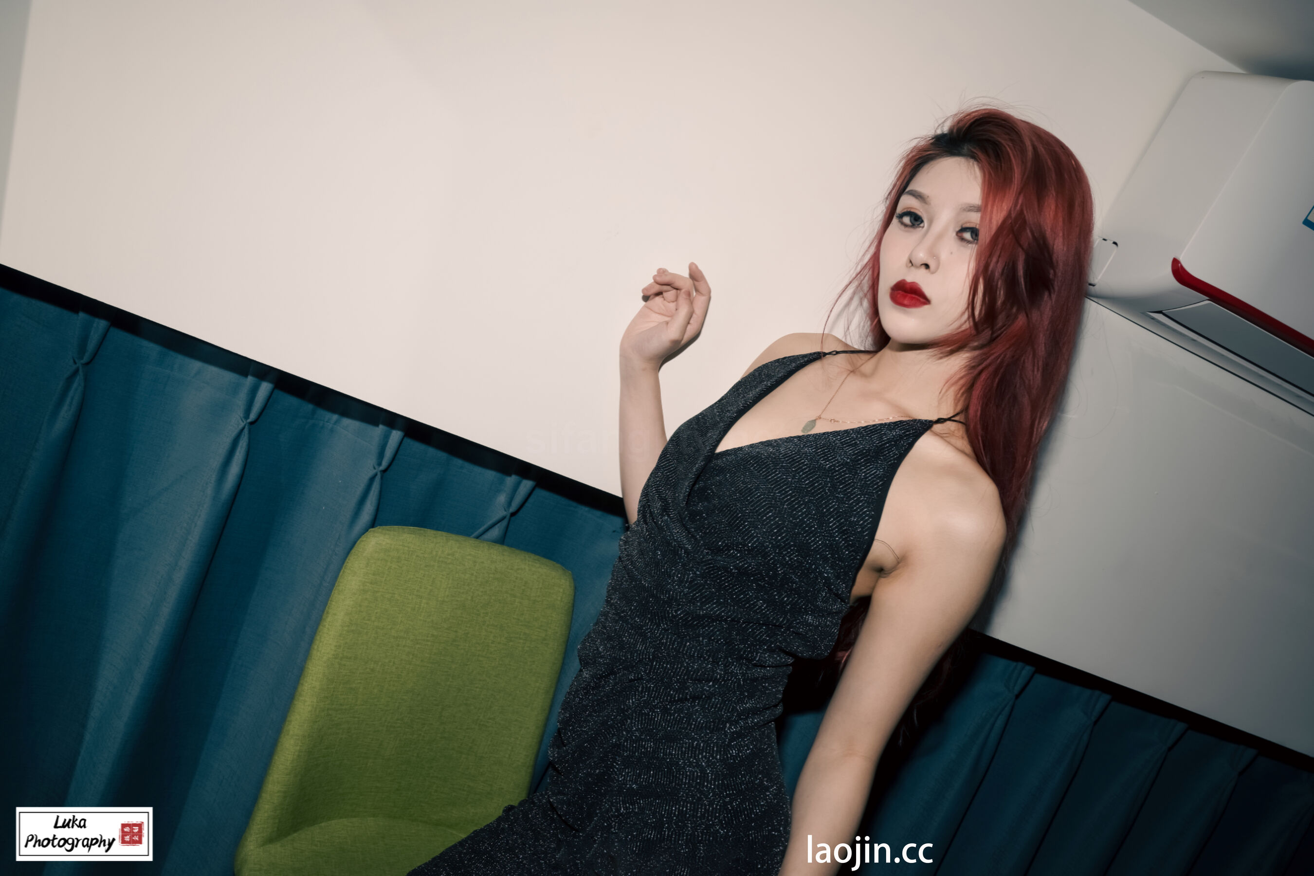 No.66 April | Page 4