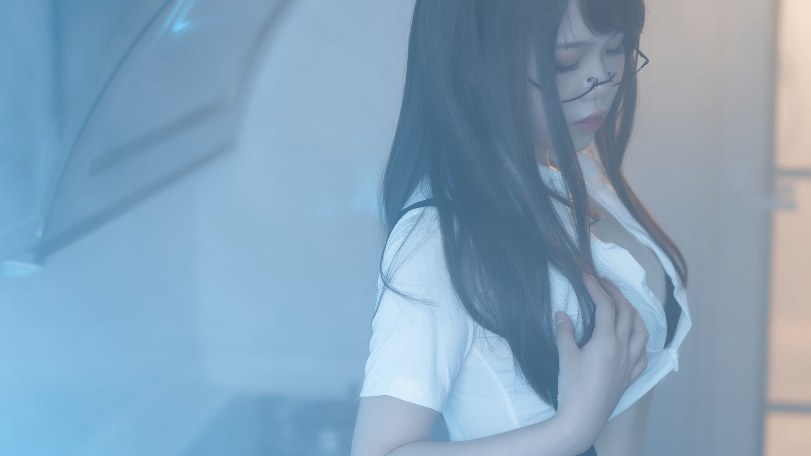 七月喵子《眼镜娘1号》