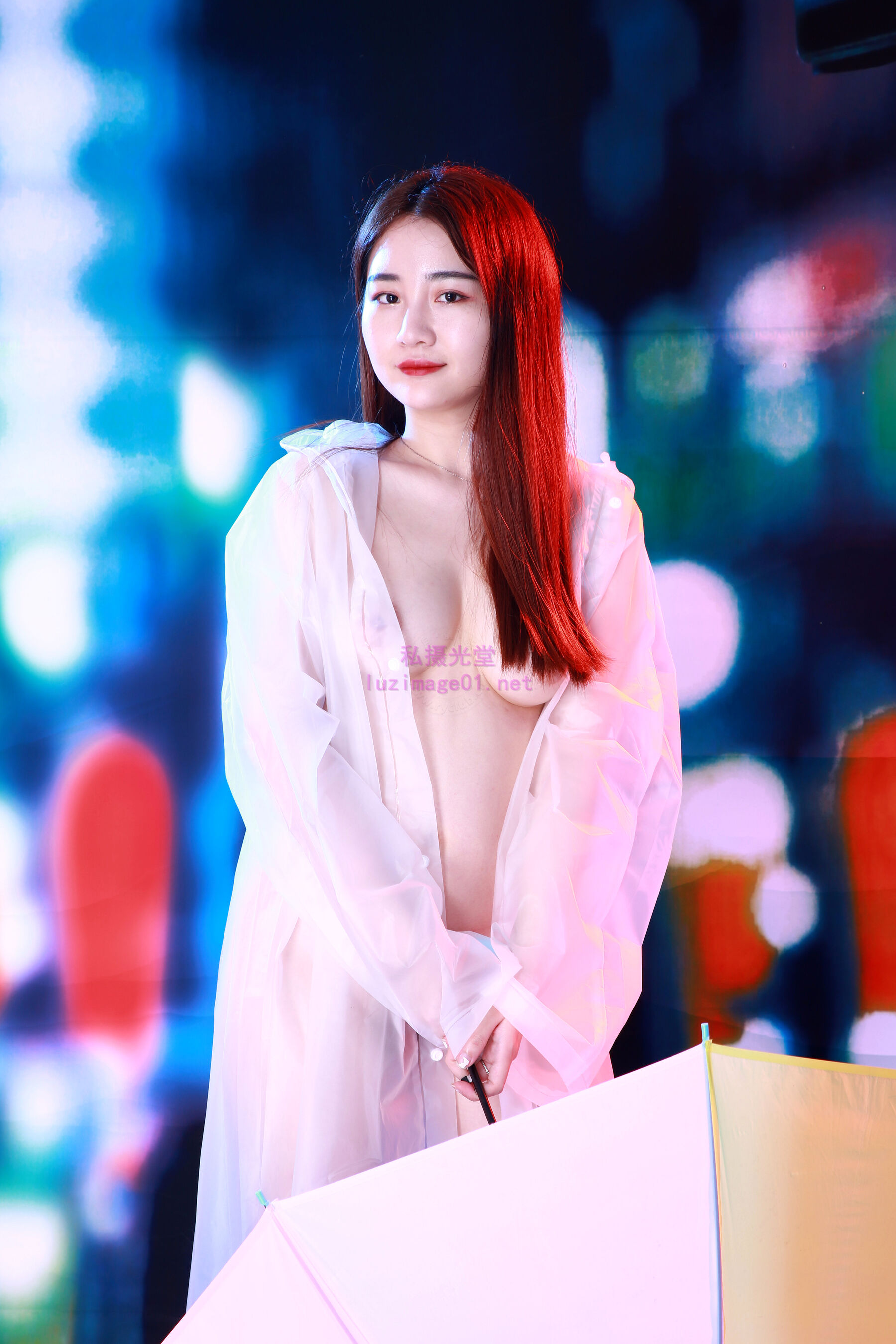 国模小美人体私拍套图 | Page 4