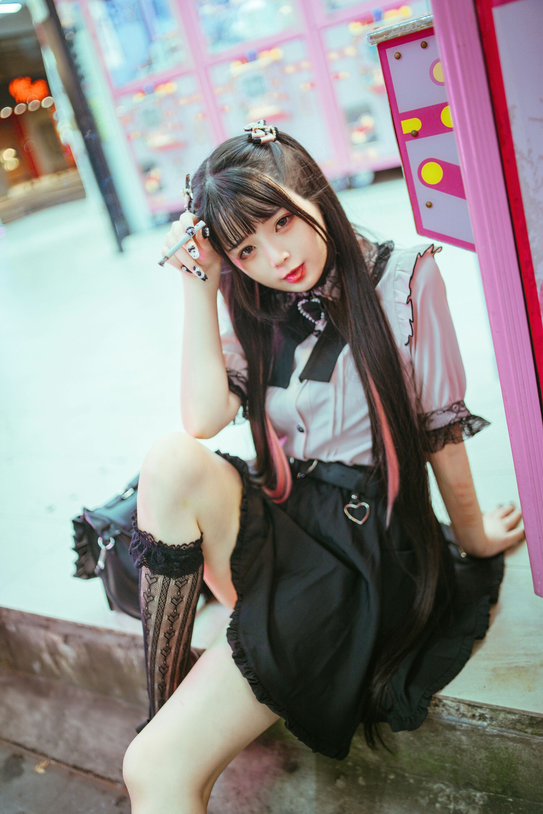 落落Raku《Night LiLy 夜百合》 | Page 2