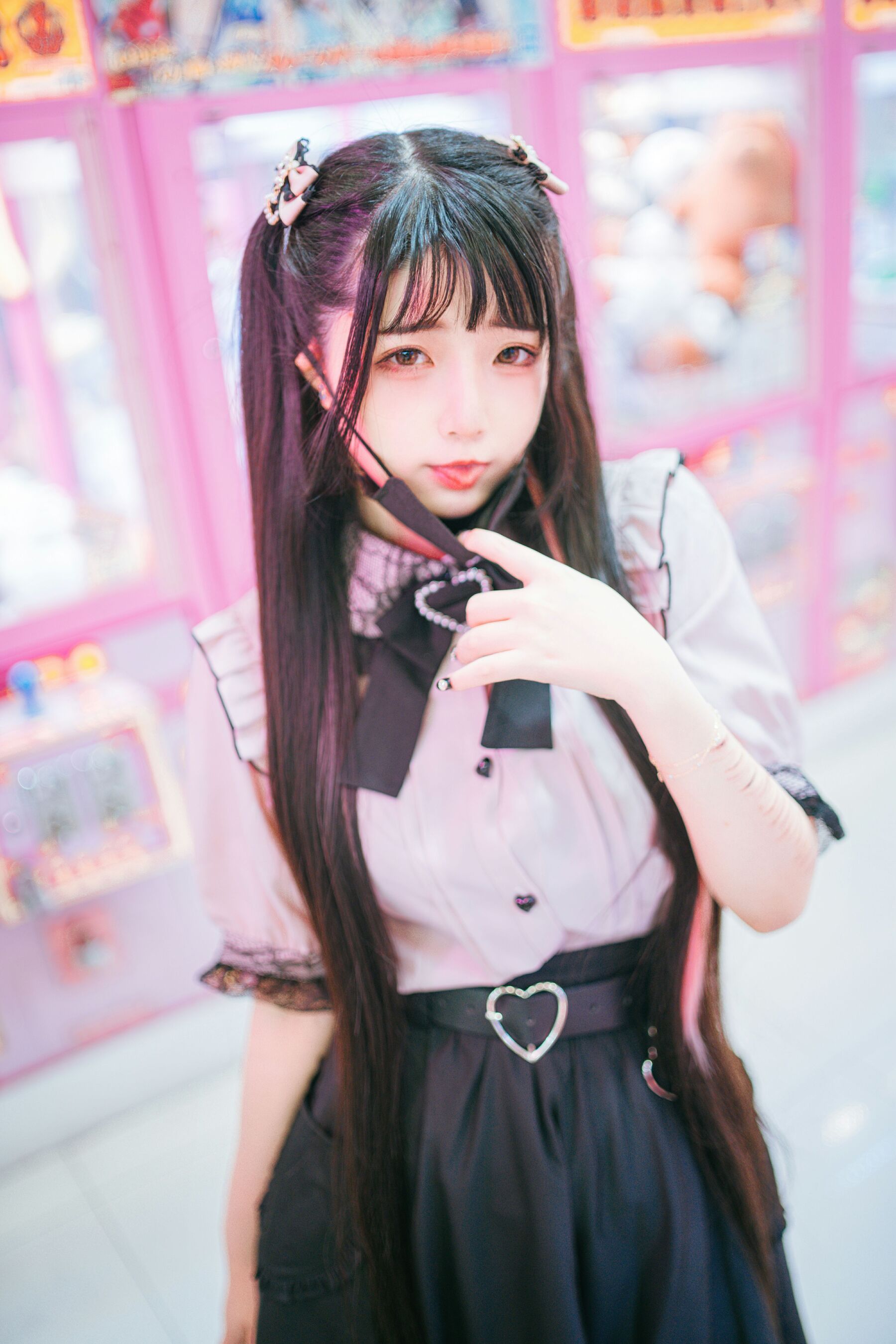 落落Raku《Night LiLy 夜百合》