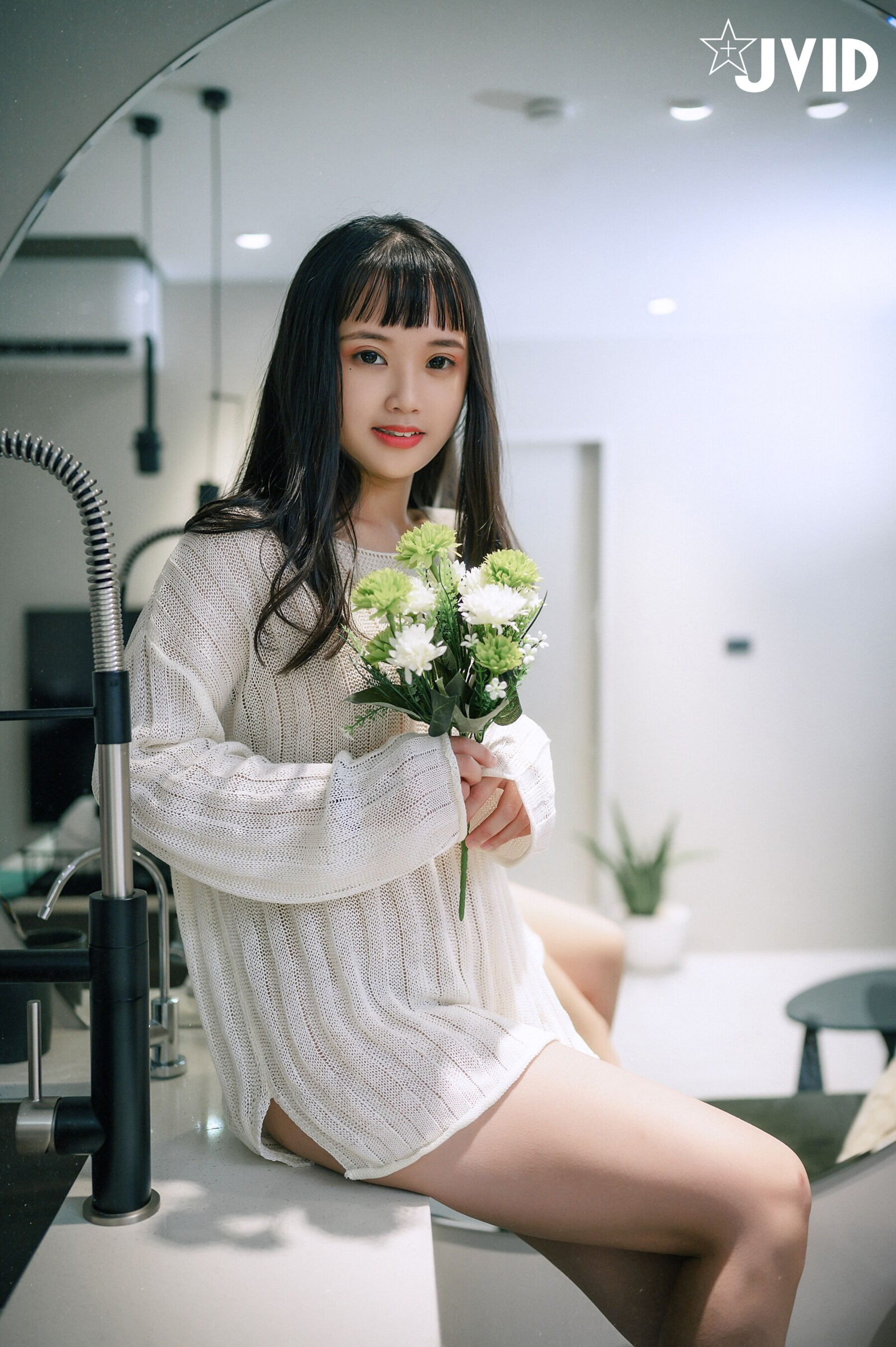 叶思敏&加加喵《18岁的姉妹探索彼此的身体》 | Page 2