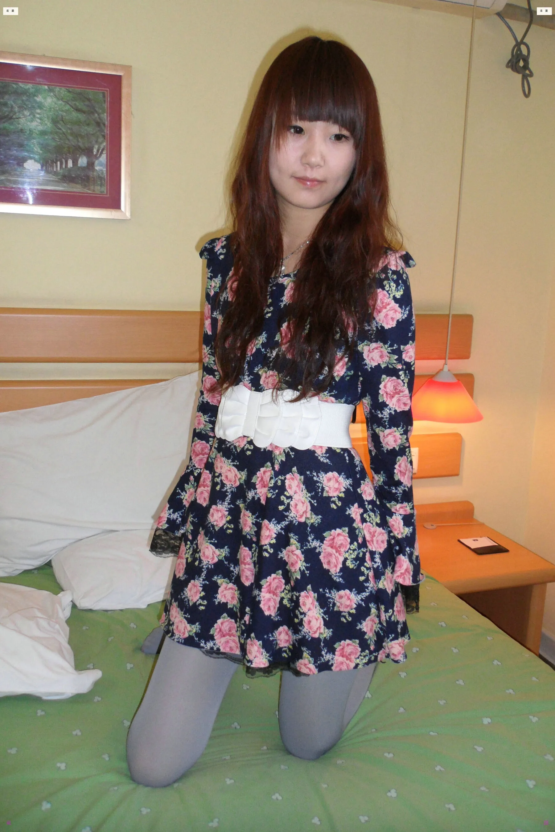 国模彭彭大尺度人体私拍套图 | Page 2